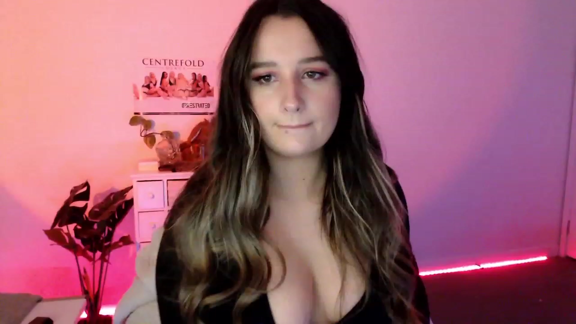 Gallery image thumbnail from StonksRoom's myfreecams stream on, 08/06/2023, 08:32 image 11 of 20