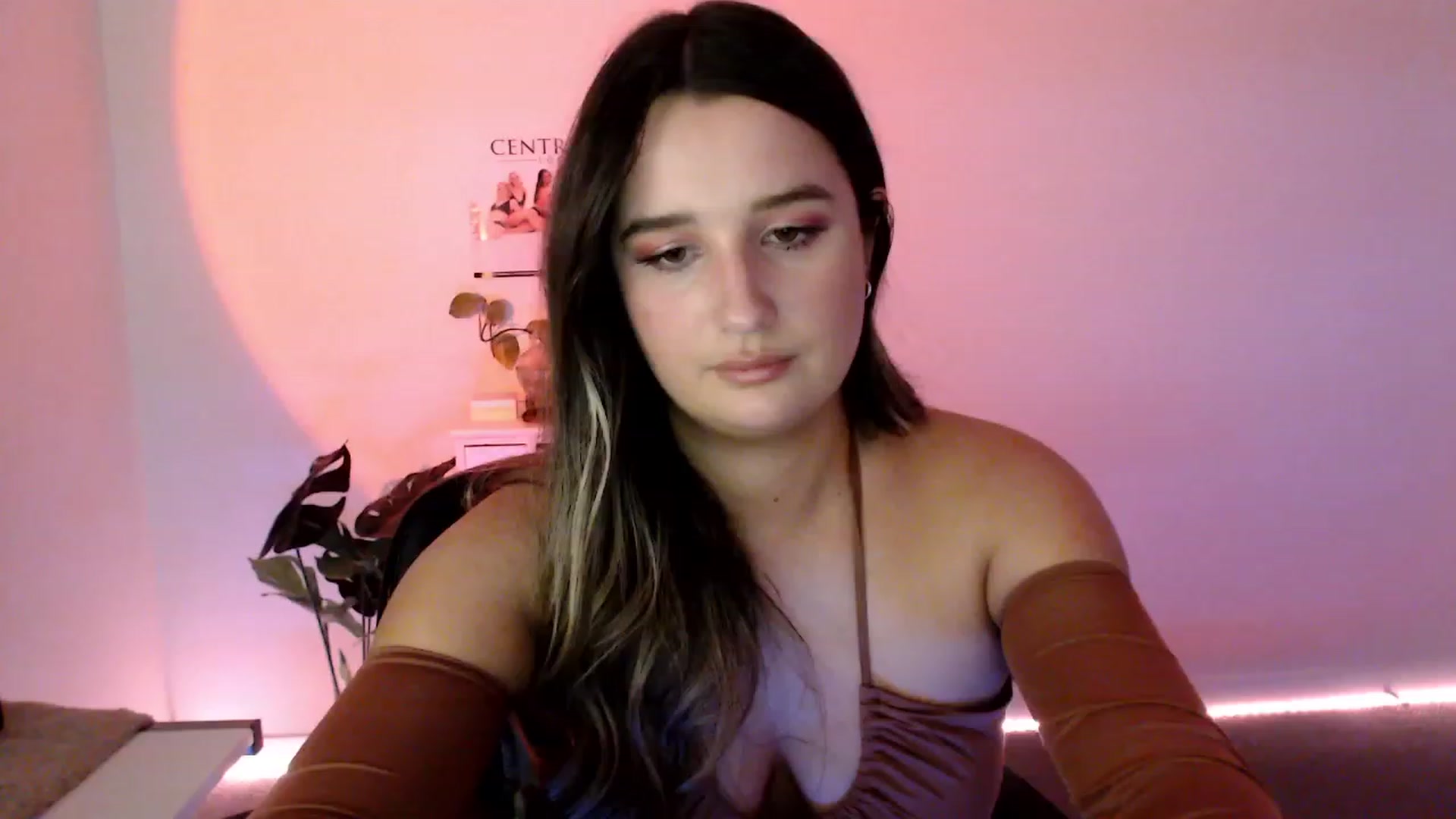 Gallery image thumbnail from StonksRoom's myfreecams stream on, 08/11/2023, 09:42 image 8 of 20