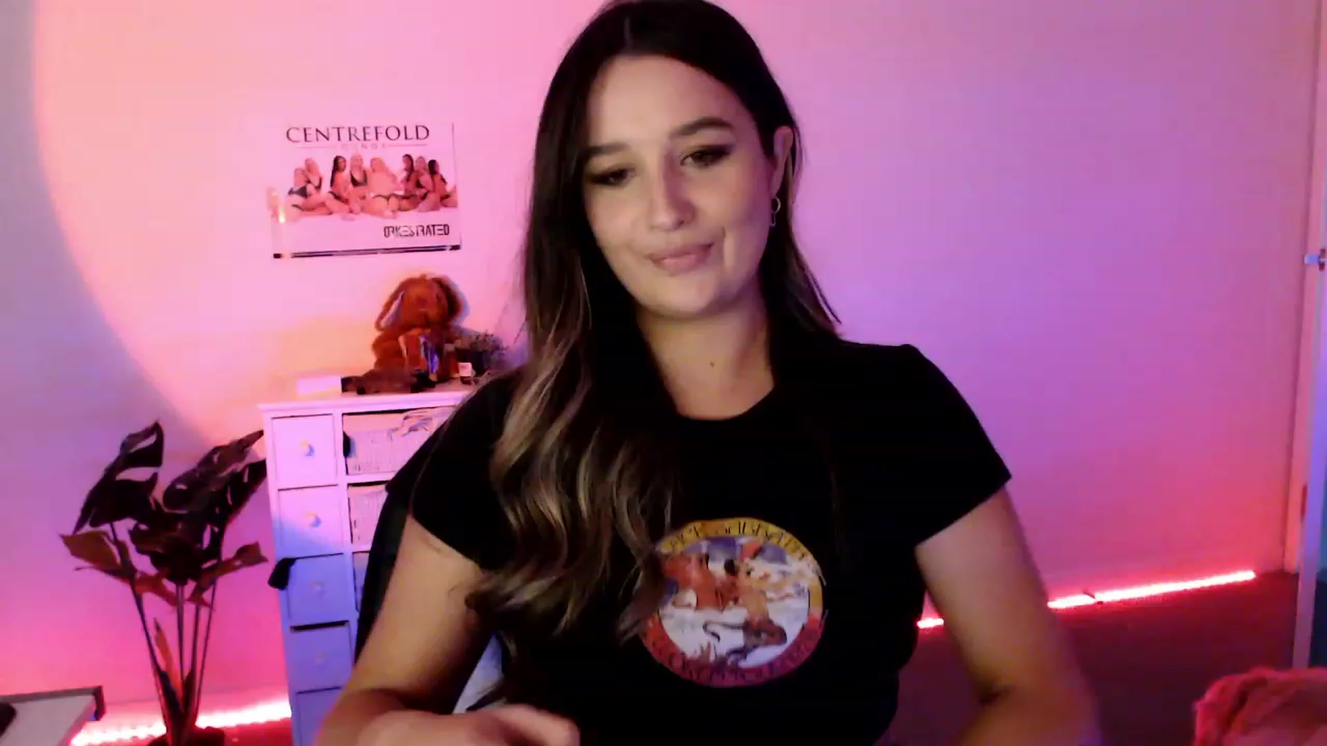Gallery image thumbnail from StonksRoom's myfreecams stream on, 08/25/2023, 08:32 image 5 of 20