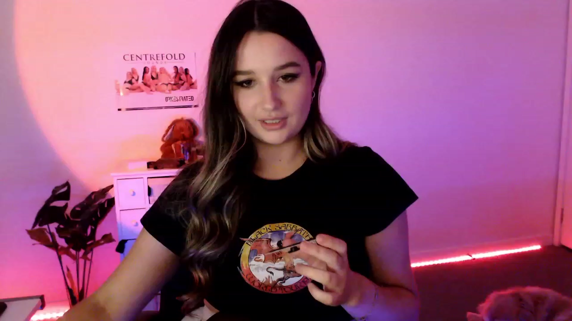 Gallery image thumbnail from StonksRoom's myfreecams stream on, 08/25/2023, 08:32 image 11 of 20