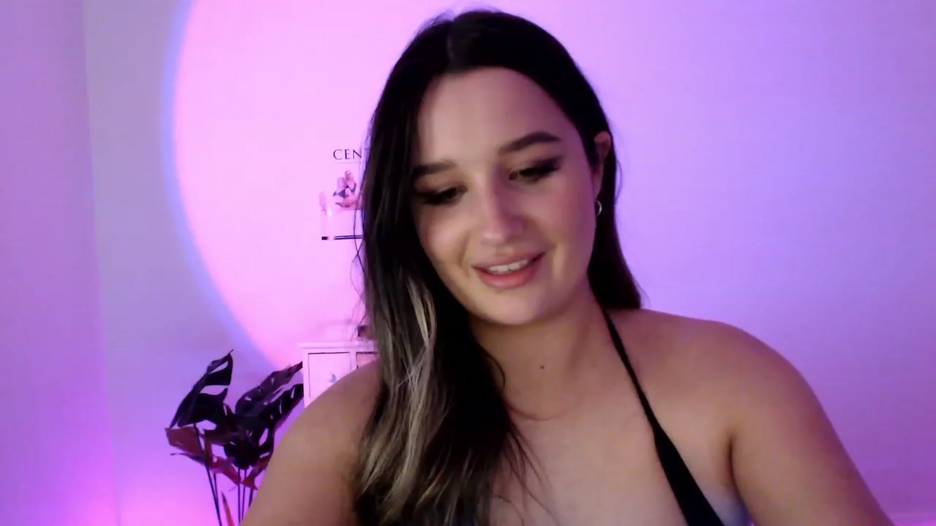 Gallery image thumbnail from StonksRoom's myfreecams stream on, 08/25/2023, 12:02 image 1 of 20