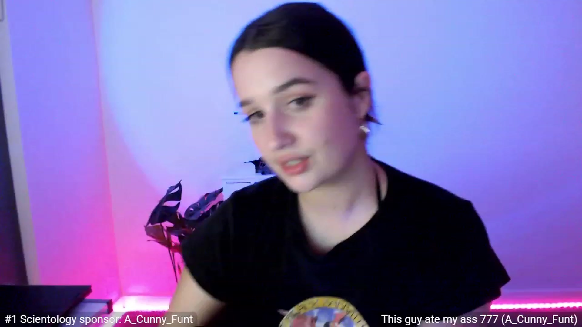 Gallery image thumbnail from StonksRoom's myfreecams stream on, 09/01/2023, 14:25 image 12 of 20