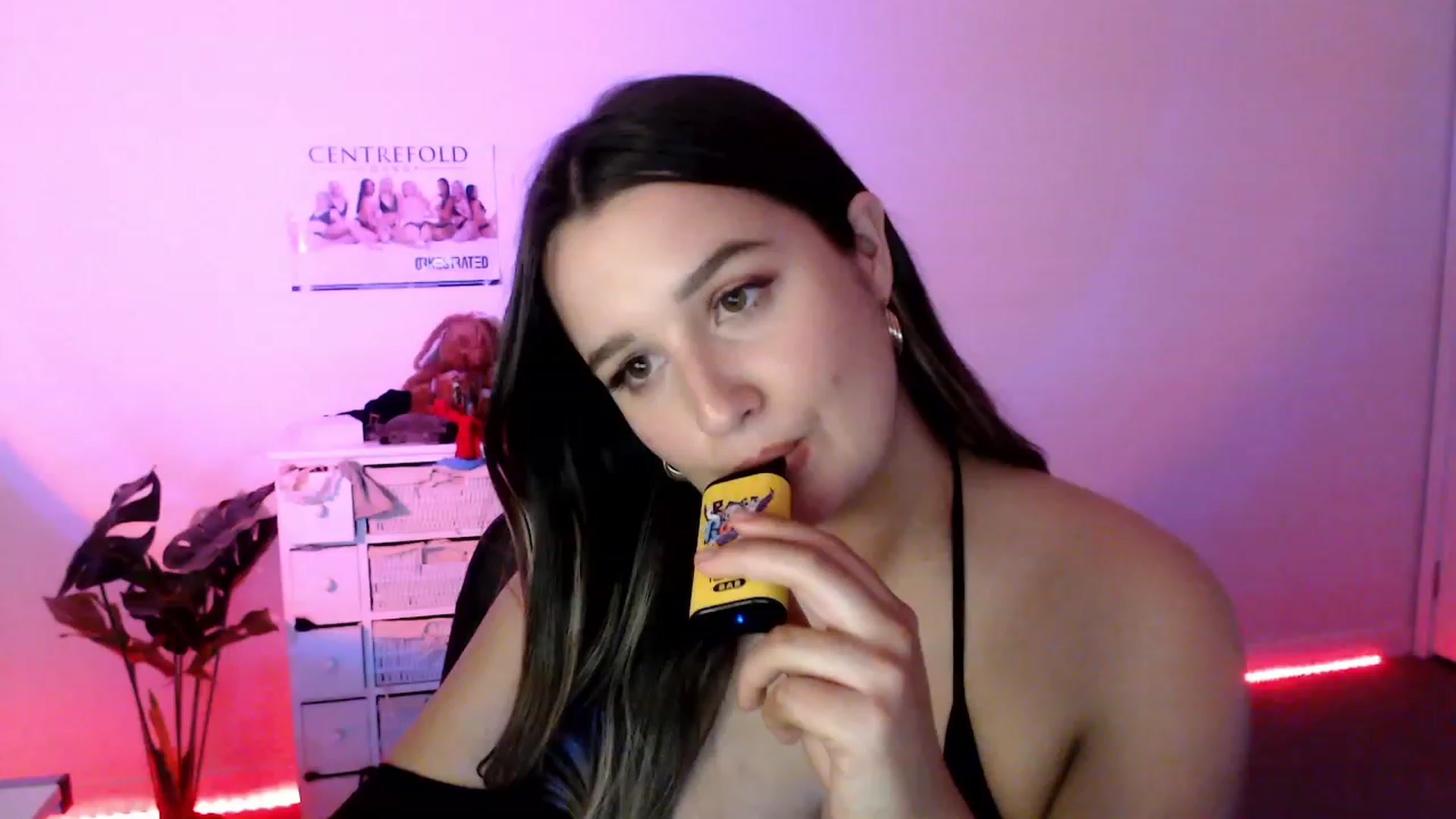Gallery image thumbnail from StonksRoom's myfreecams stream on, 09/08/2023, 09:33 image 1 of 20