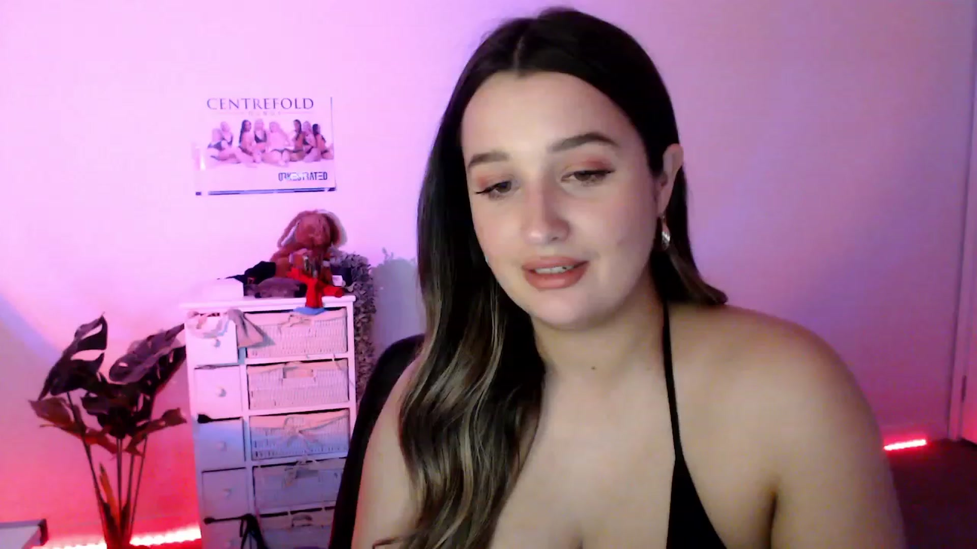 Gallery image thumbnail from StonksRoom's myfreecams stream on, 09/08/2023, 09:33 image 4 of 20