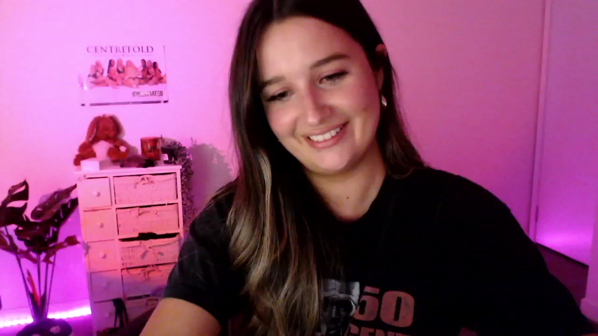 Gallery image thumbnail from StonksRoom's myfreecams stream on, 09/09/2023, 09:29 image 13 of 20