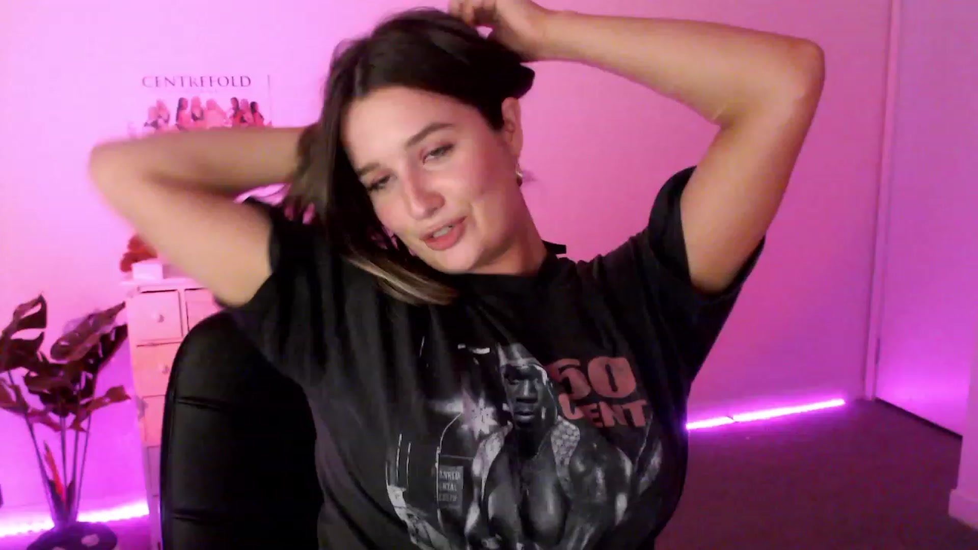Gallery image thumbnail from StonksRoom's myfreecams stream on, 09/09/2023, 09:29 image 14 of 20