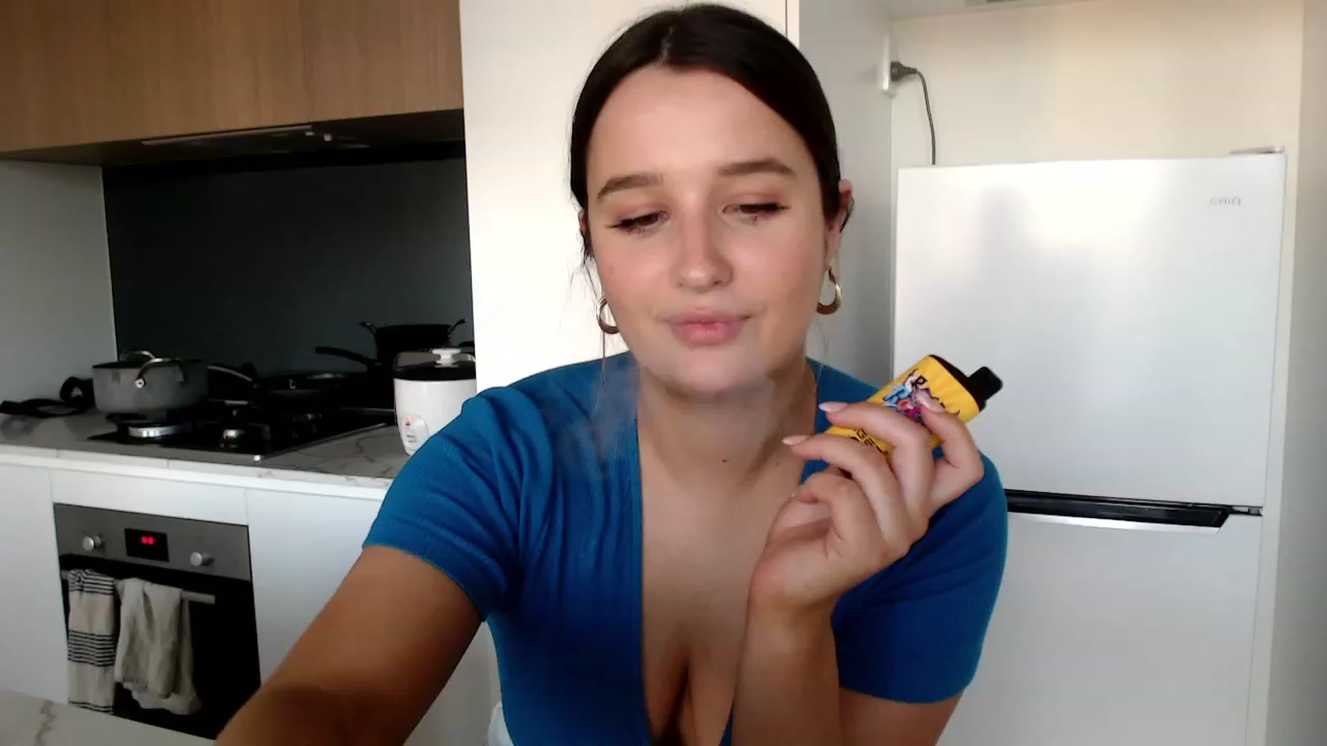 Gallery image thumbnail from StonksRoom's myfreecams stream on, 09/12/2023, 09:22 image 13 of 20
