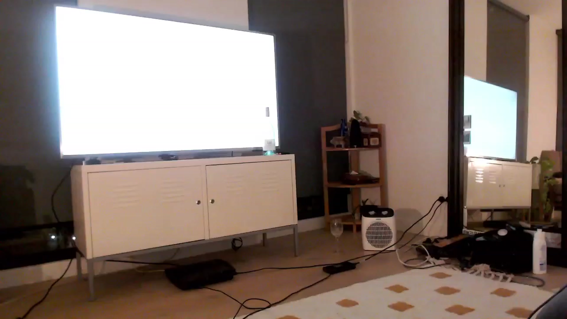 Gallery image thumbnail from StonksRoom's myfreecams stream on, 09/12/2023, 10:32 image 6 of 20