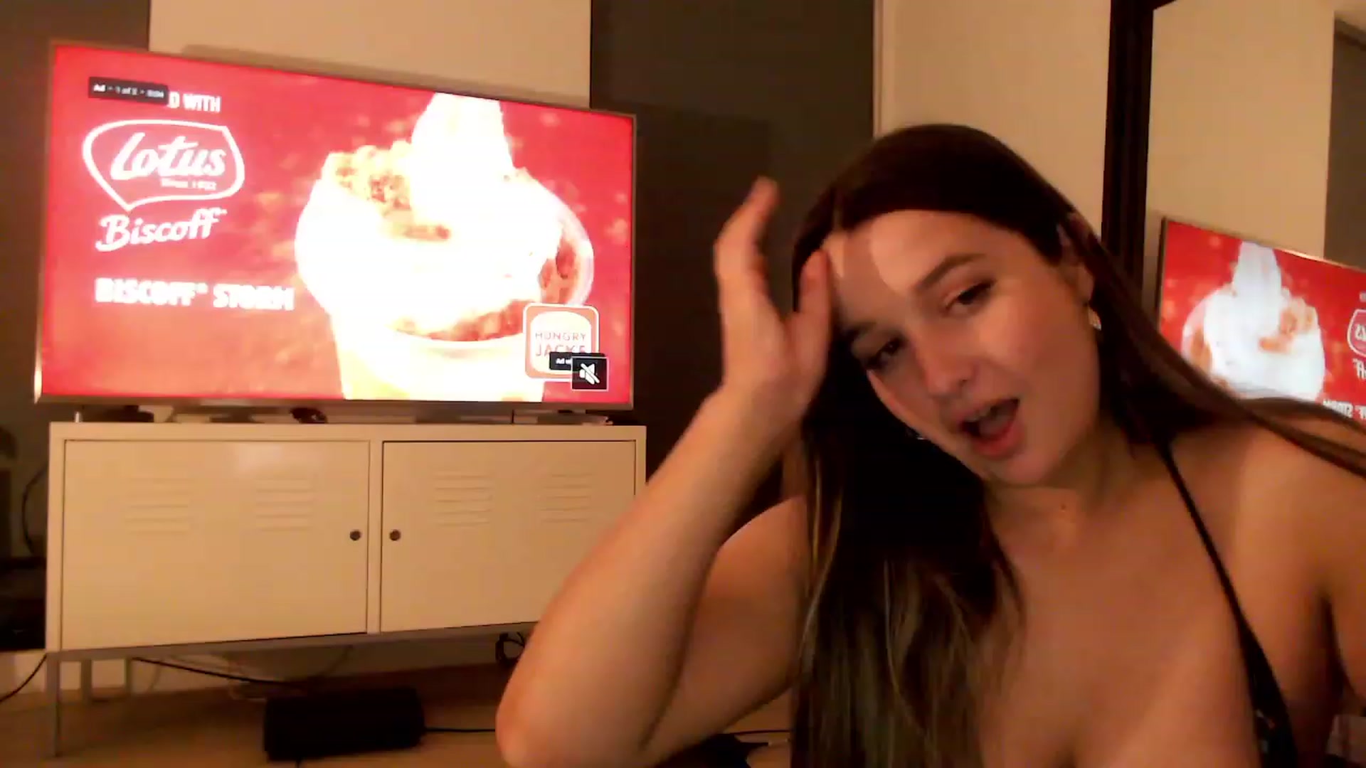 Gallery image thumbnail from StonksRoom's myfreecams stream on, 09/12/2023, 11:19 image 19 of 20