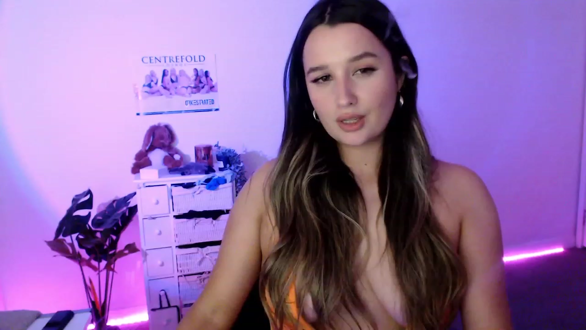 Gallery image thumbnail from StonksRoom's myfreecams stream on, 09/13/2023, 09:44 image 17 of 20
