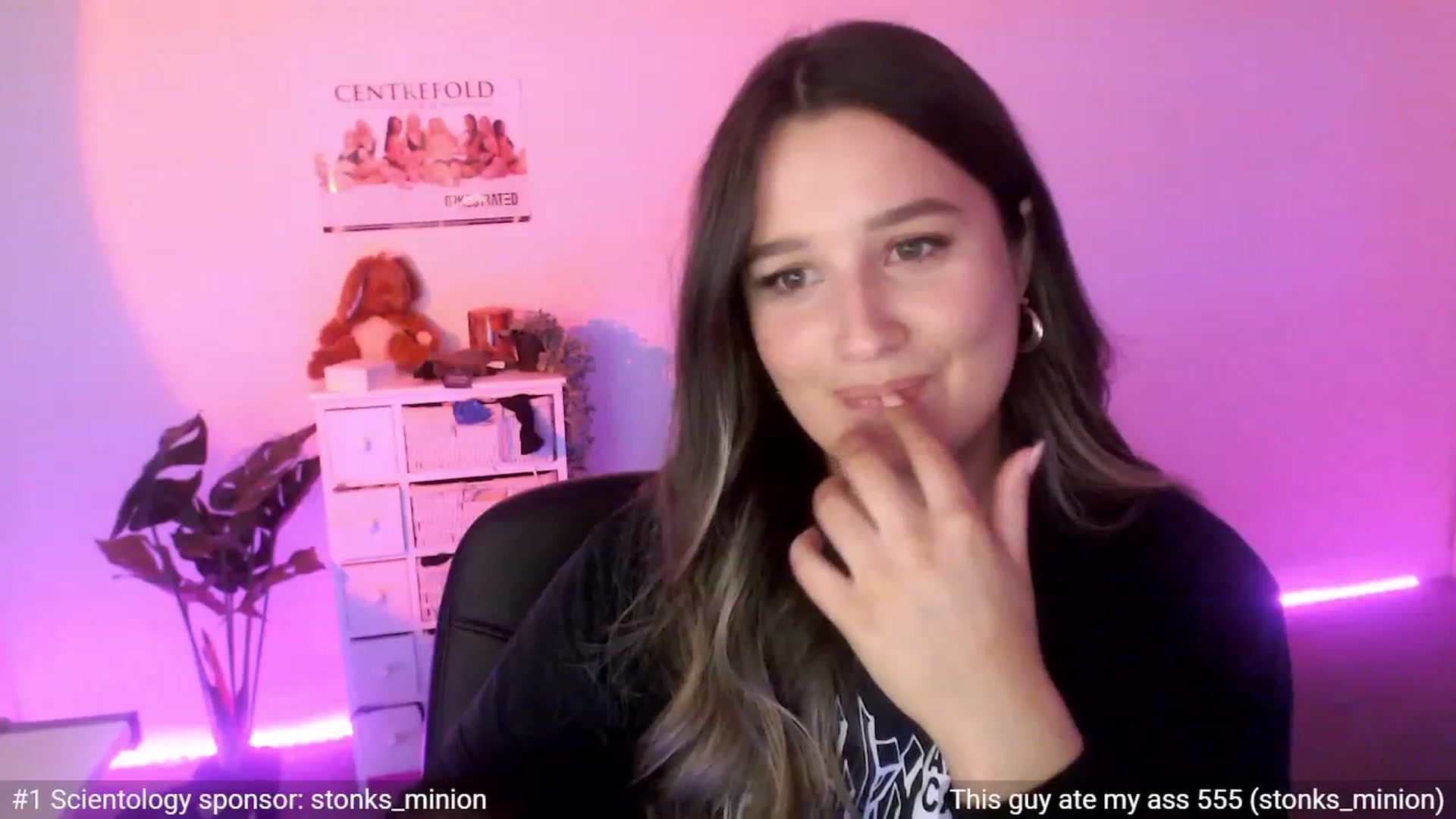 Gallery image thumbnail from StonksRoom's myfreecams stream on, 09/20/2023, 07:45 image 16 of 20