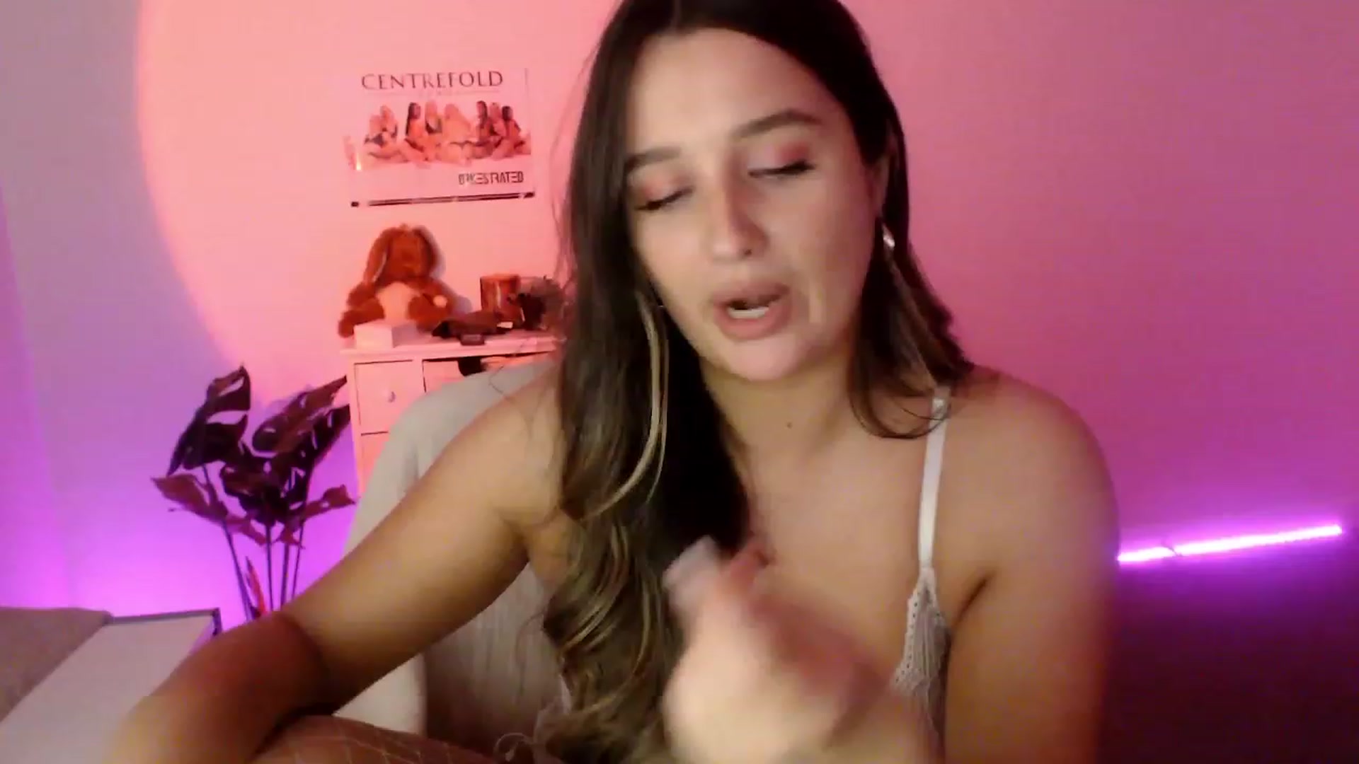 Gallery image thumbnail from StonksRoom's myfreecams stream on, 09/23/2023, 09:41 image 8 of 20
