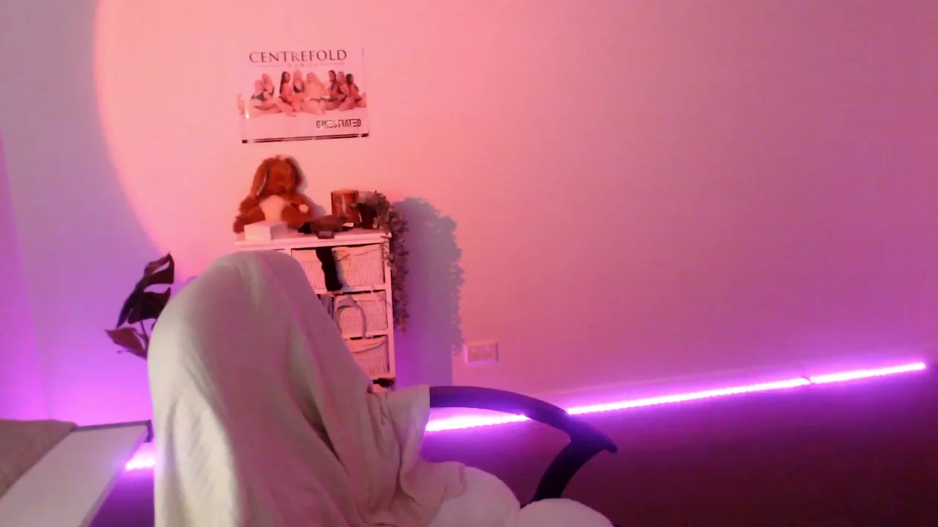 Gallery image thumbnail from StonksRoom's myfreecams stream on, 09/23/2023, 09:41 image 2 of 20