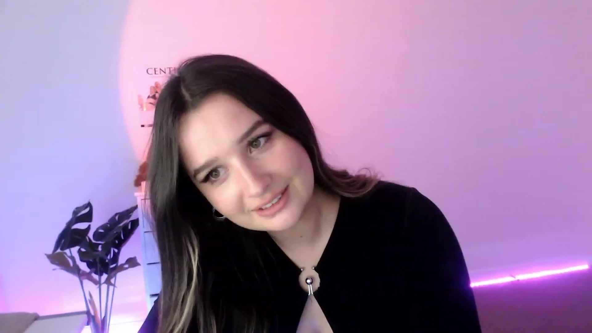 Gallery image thumbnail from StonksRoom's myfreecams stream on, 09/29/2023, 07:15 image 11 of 20