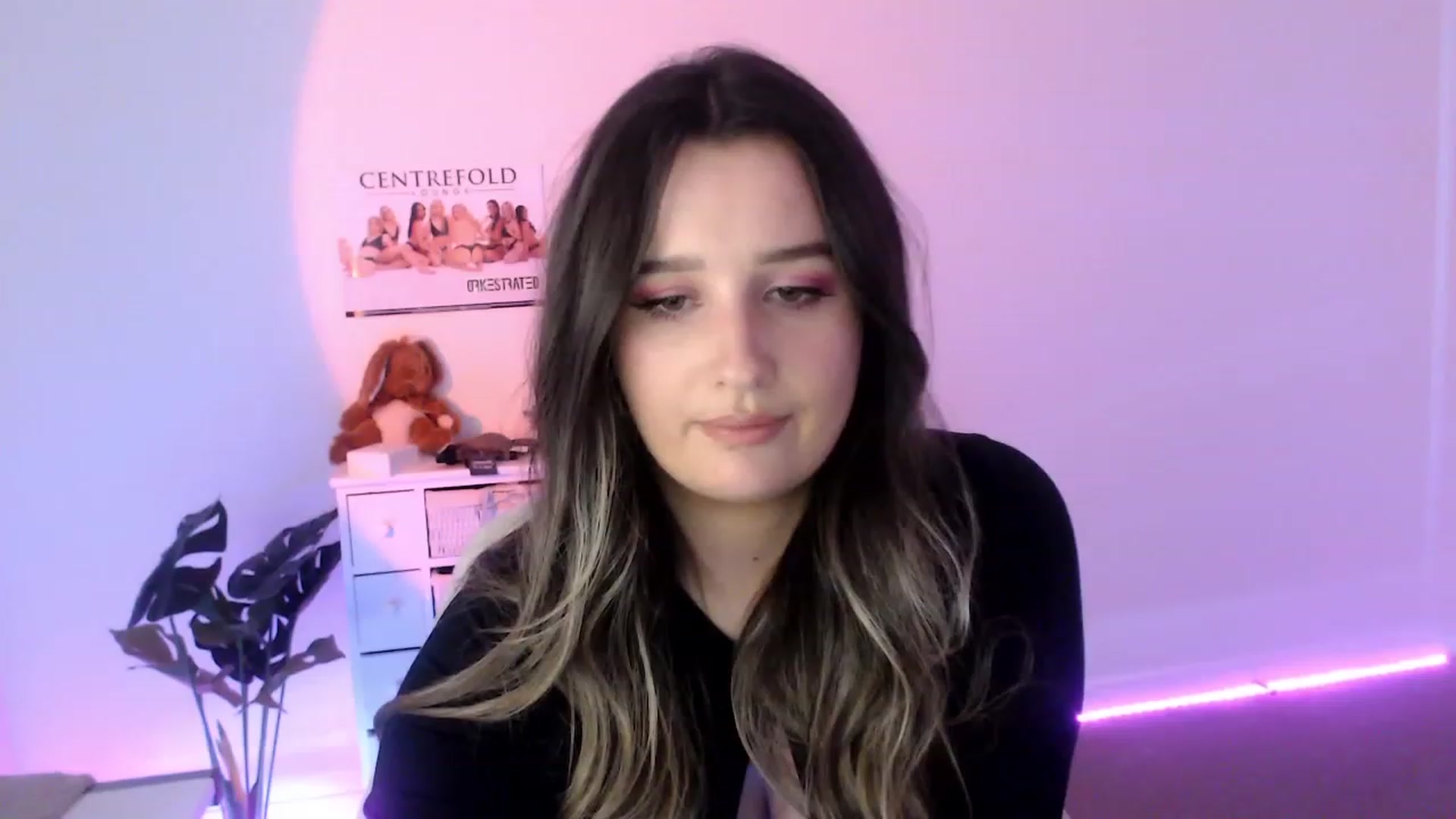 Gallery image thumbnail from StonksRoom's myfreecams stream on, 09/29/2023, 07:15 image 3 of 20