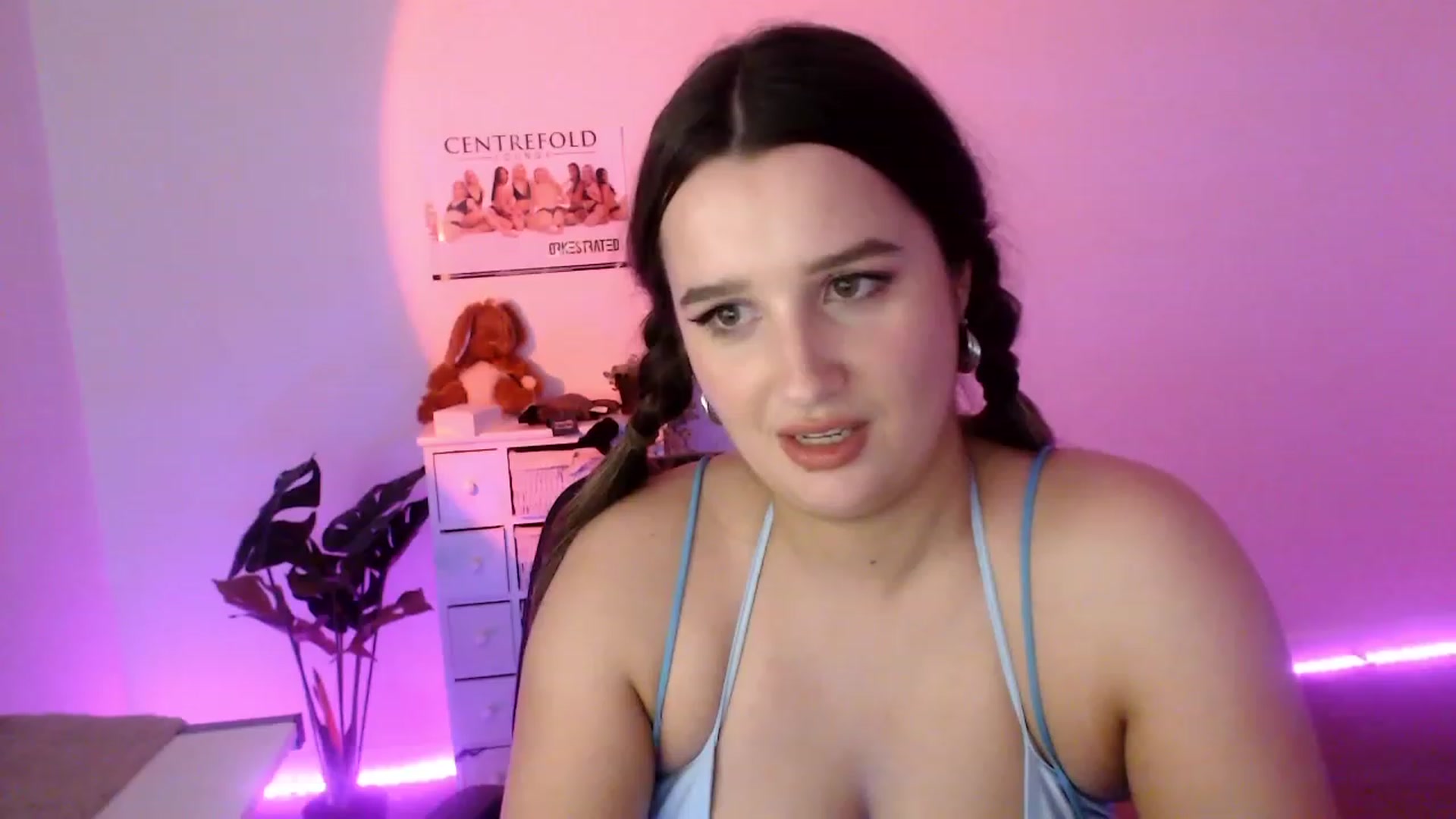 Gallery image thumbnail from StonksRoom's myfreecams stream on, 09/29/2023, 10:51 image 2 of 20