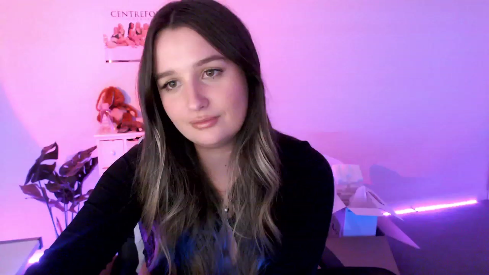 Gallery image thumbnail from StonksRoom's myfreecams stream on, 10/05/2023, 10:49 image 3 of 20