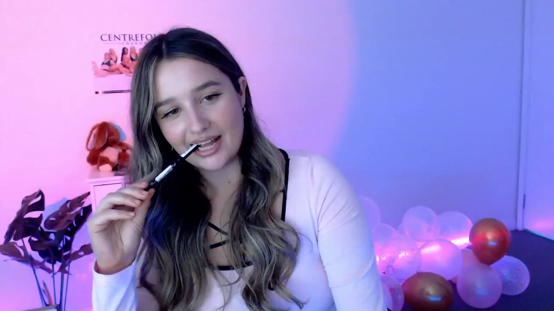 Gallery image thumbnail from StonksRoom's myfreecams stream on, 10/27/2023, 07:43 image 5 of 20