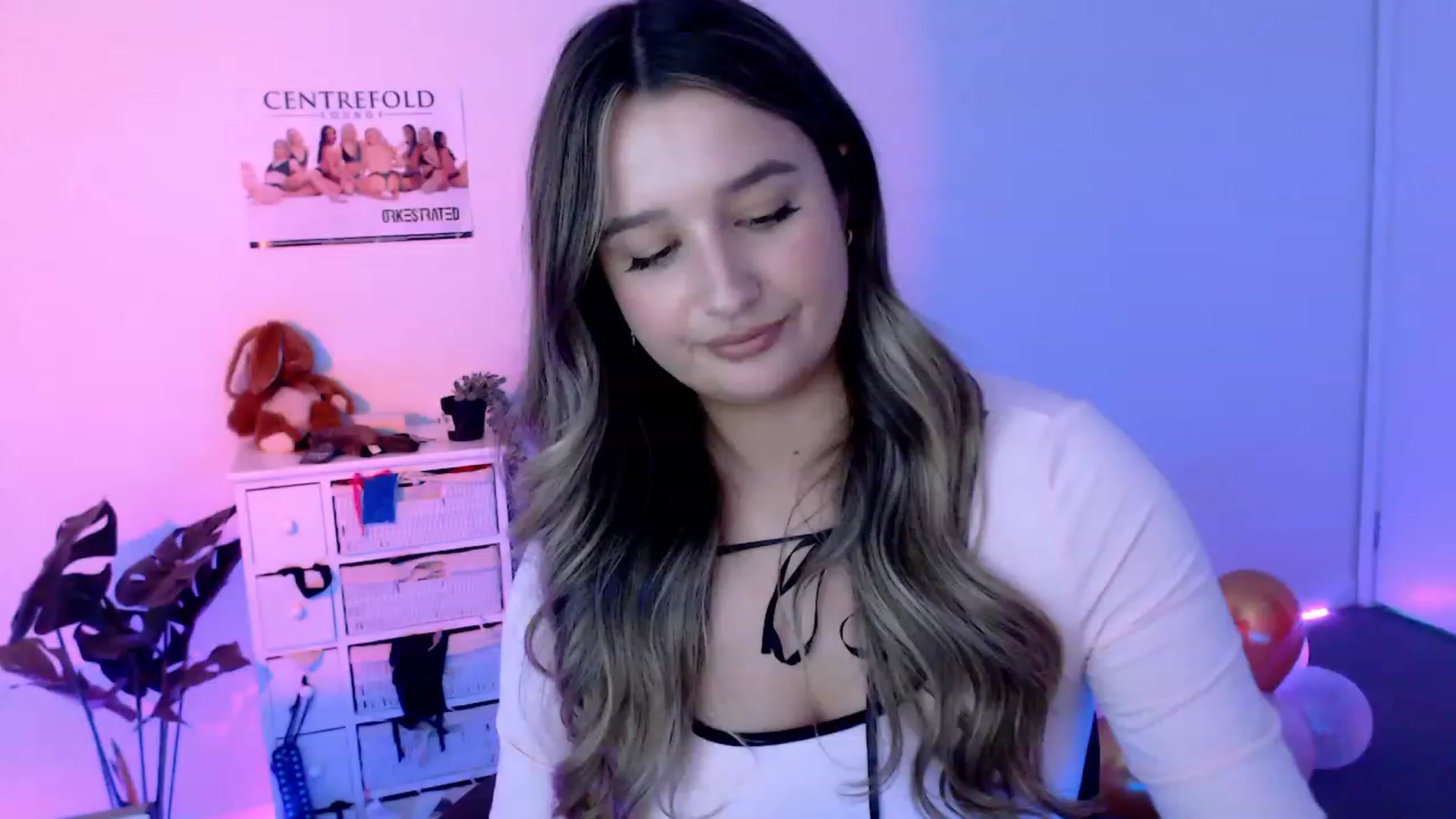 Gallery image thumbnail from StonksRoom's myfreecams stream on, 10/27/2023, 07:43 image 11 of 20