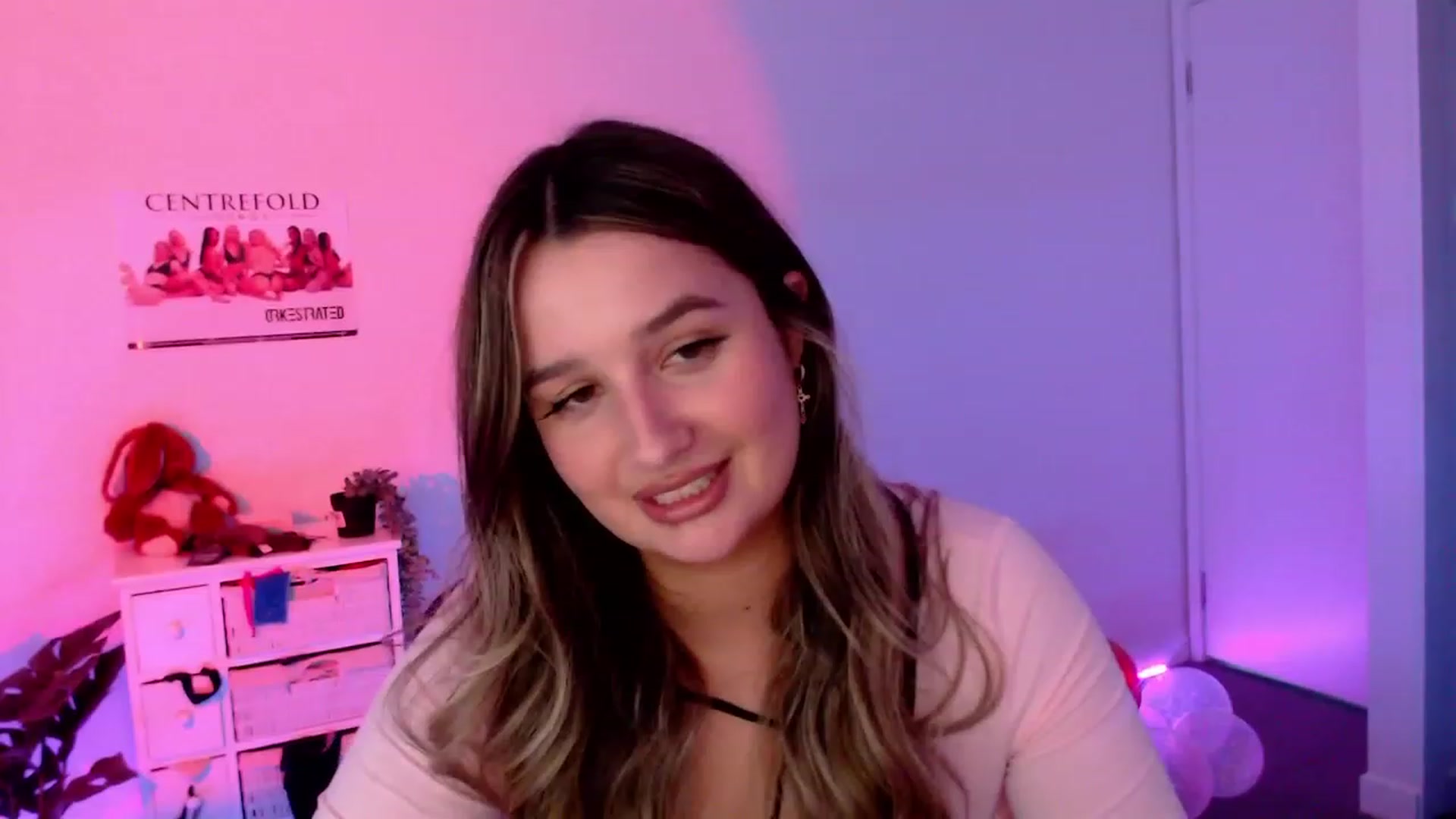 Gallery image thumbnail from StonksRoom's myfreecams stream on, 10/27/2023, 08:34 image 11 of 20