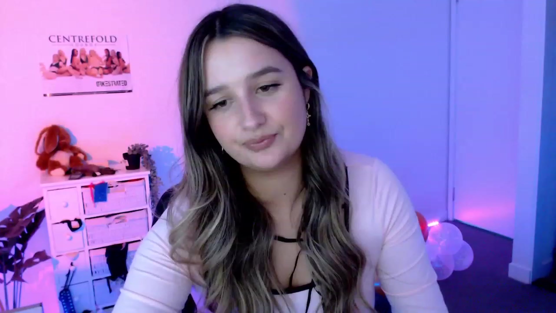 Gallery image thumbnail from StonksRoom's myfreecams stream on, 10/27/2023, 08:34 image 12 of 20