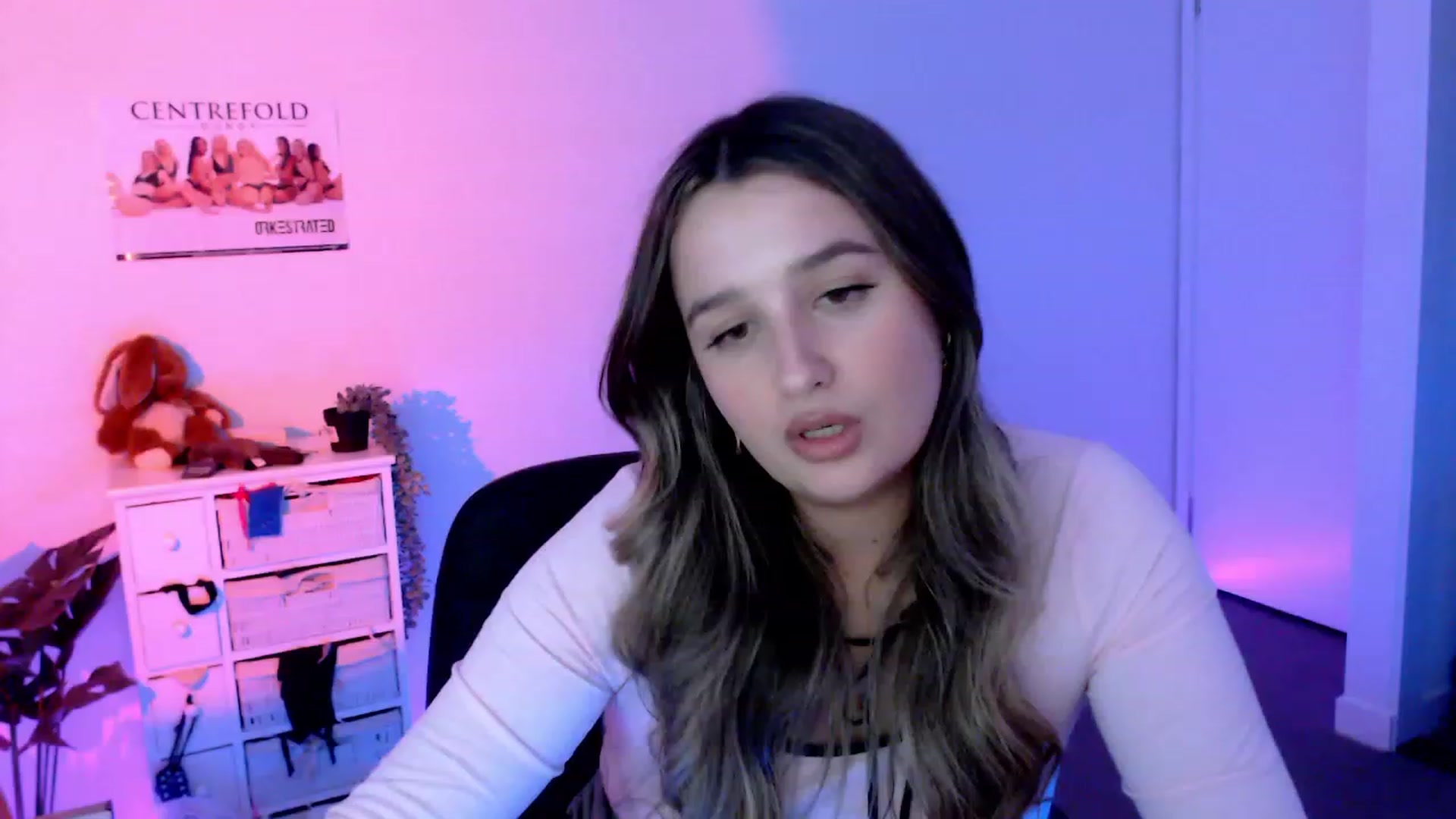 Gallery image thumbnail from StonksRoom's myfreecams stream on, 10/27/2023, 09:39 image 7 of 20