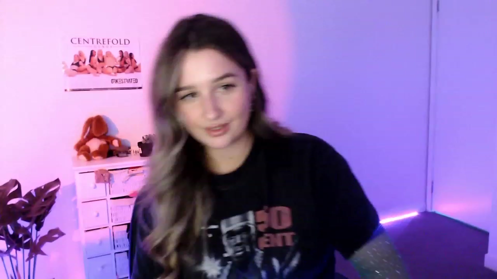 Gallery image thumbnail from StonksRoom's myfreecams stream on, 11/01/2023, 11:19 image 4 of 20