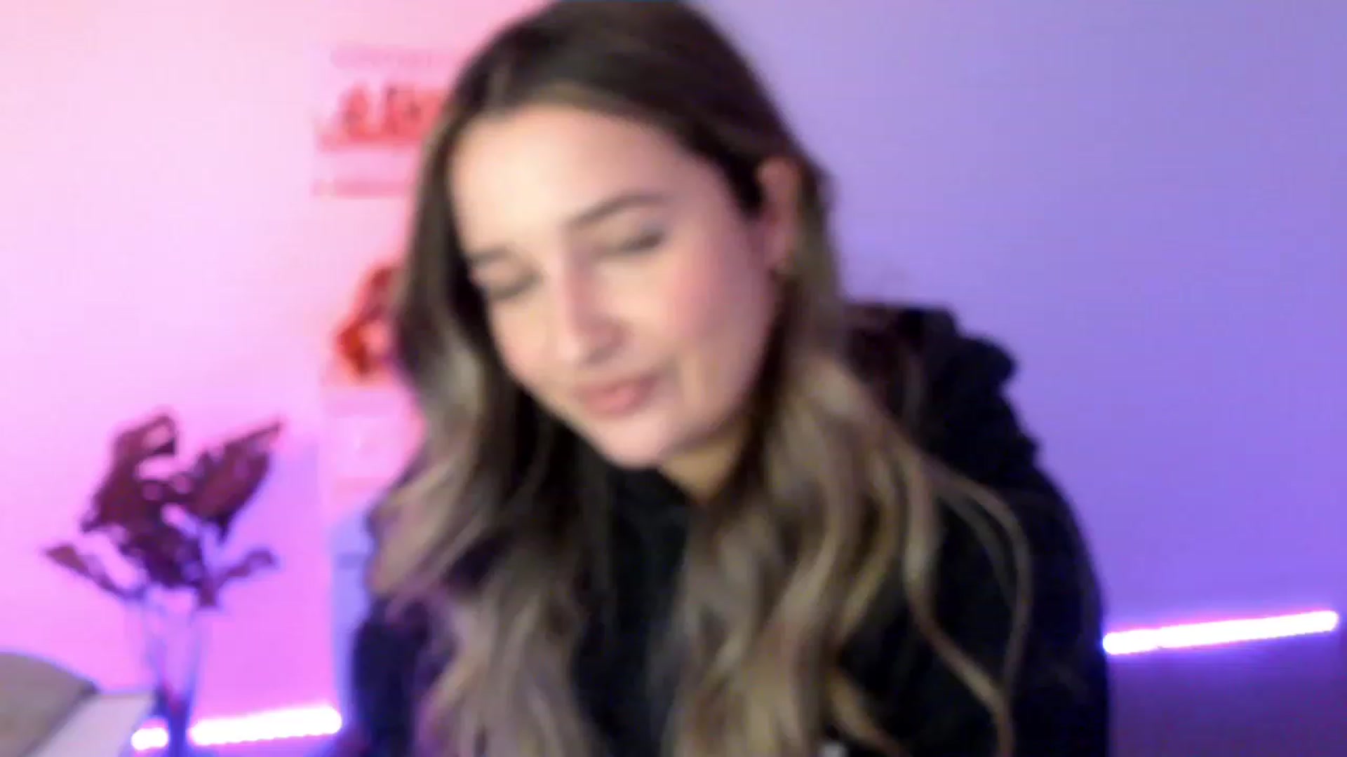 Gallery image thumbnail from StonksRoom's myfreecams stream on, 11/03/2023, 09:47 image 5 of 20