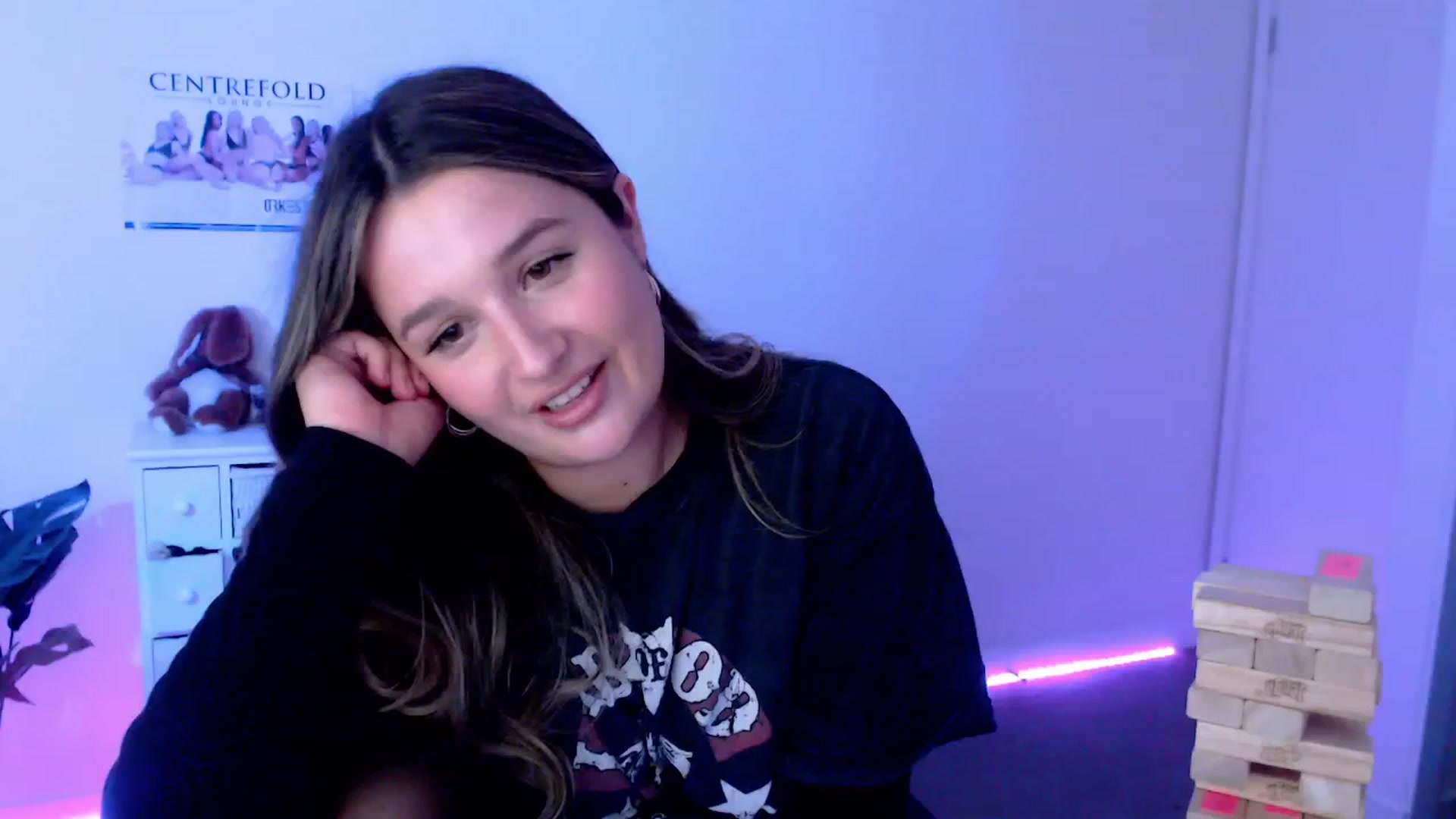 Gallery image thumbnail from StonksRoom's myfreecams stream on, 11/04/2023, 09:44 image 11 of 20