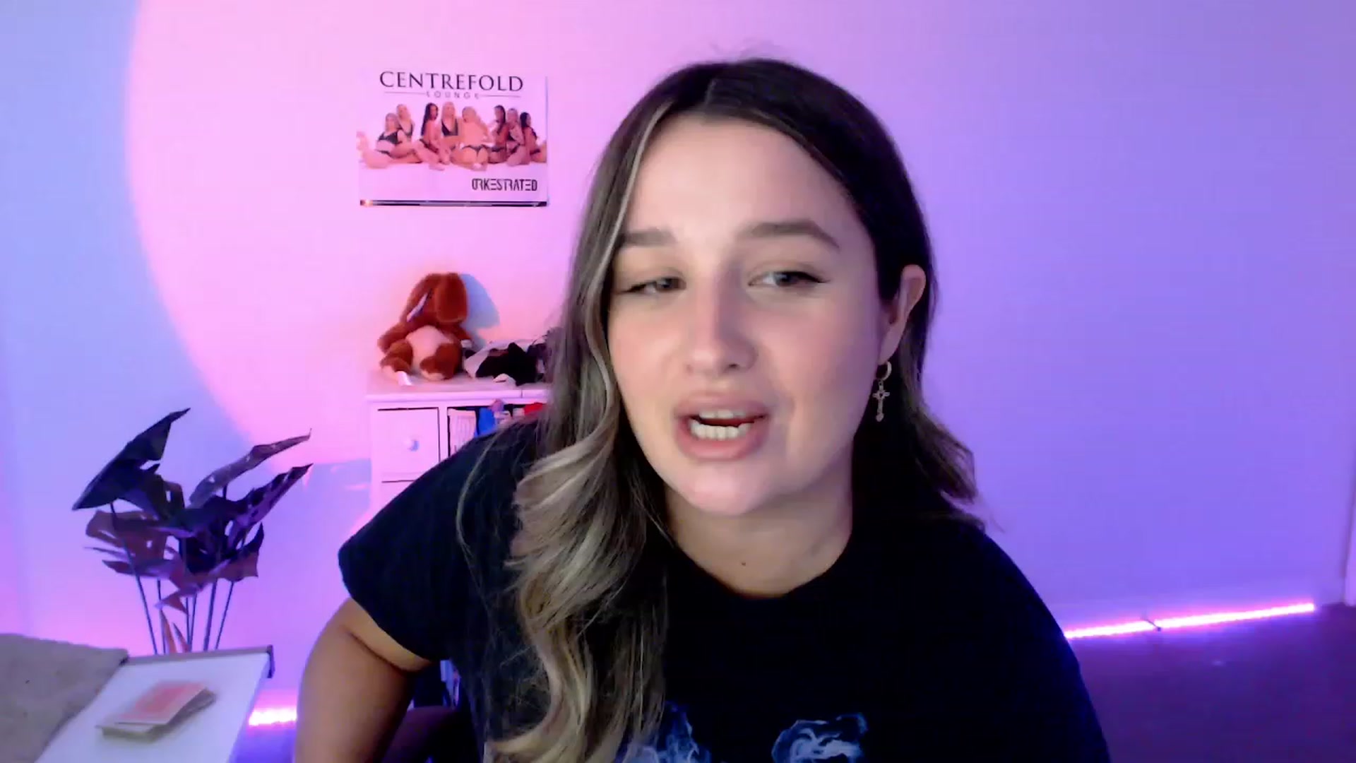 Gallery image thumbnail from StonksRoom's myfreecams stream on, 11/11/2023, 08:38 image 8 of 20