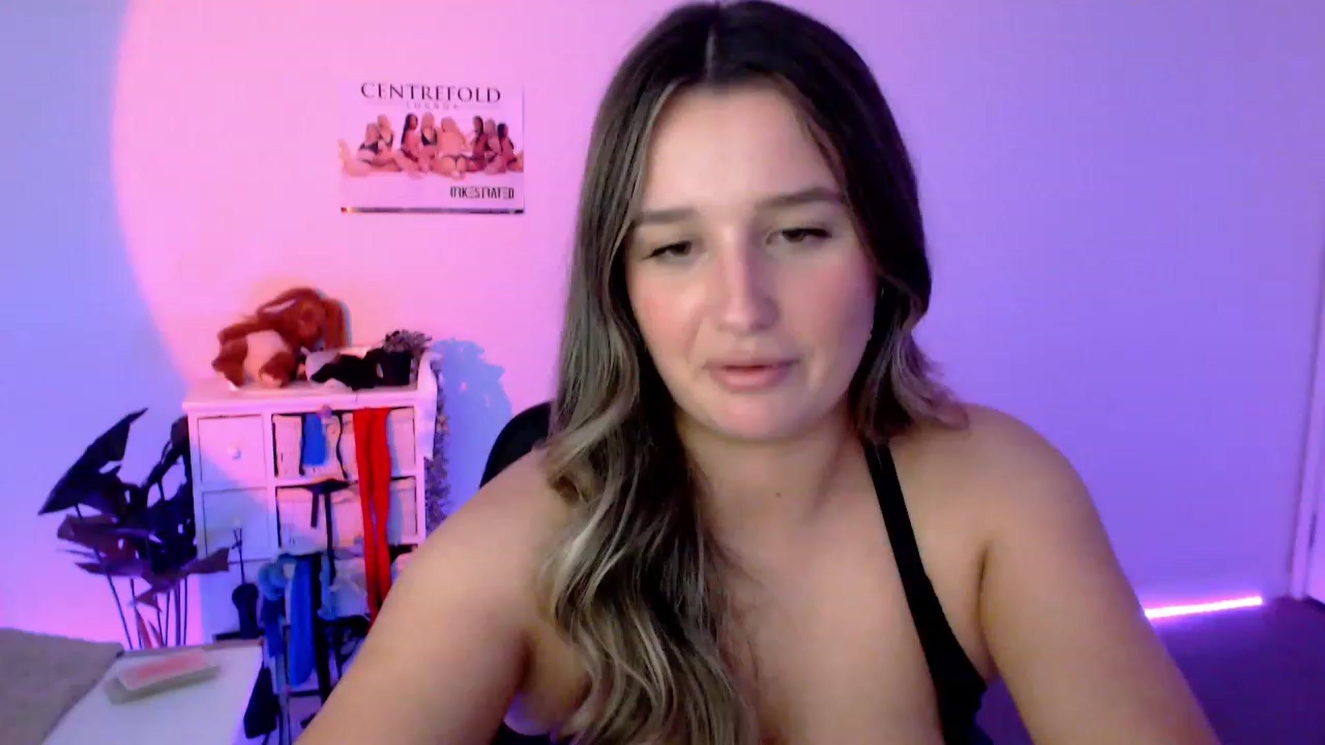 Gallery image thumbnail from StonksRoom's myfreecams stream on, 11/11/2023, 12:04 image 19 of 20