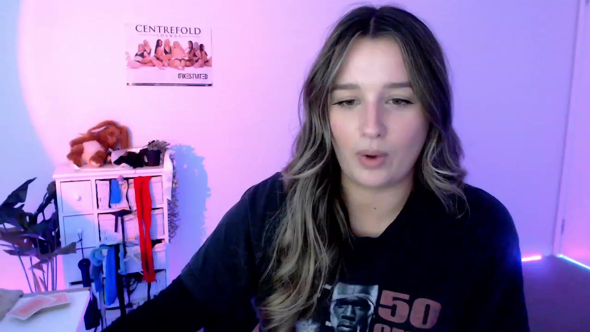 Gallery image thumbnail from StonksRoom's myfreecams stream on, 11/12/2023, 06:49 image 7 of 20