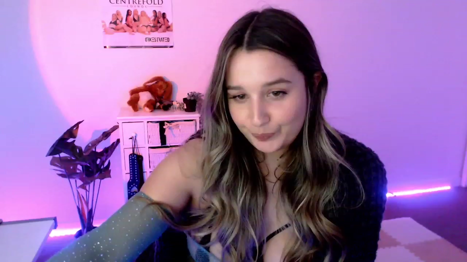 Gallery image thumbnail from StonksRoom's myfreecams stream on, 11/17/2023, 11:30 image 10 of 20