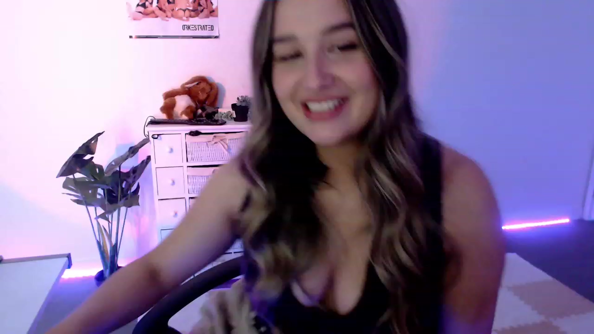 Gallery image thumbnail from StonksRoom's myfreecams stream on, 11/18/2023, 09:11 image 10 of 20