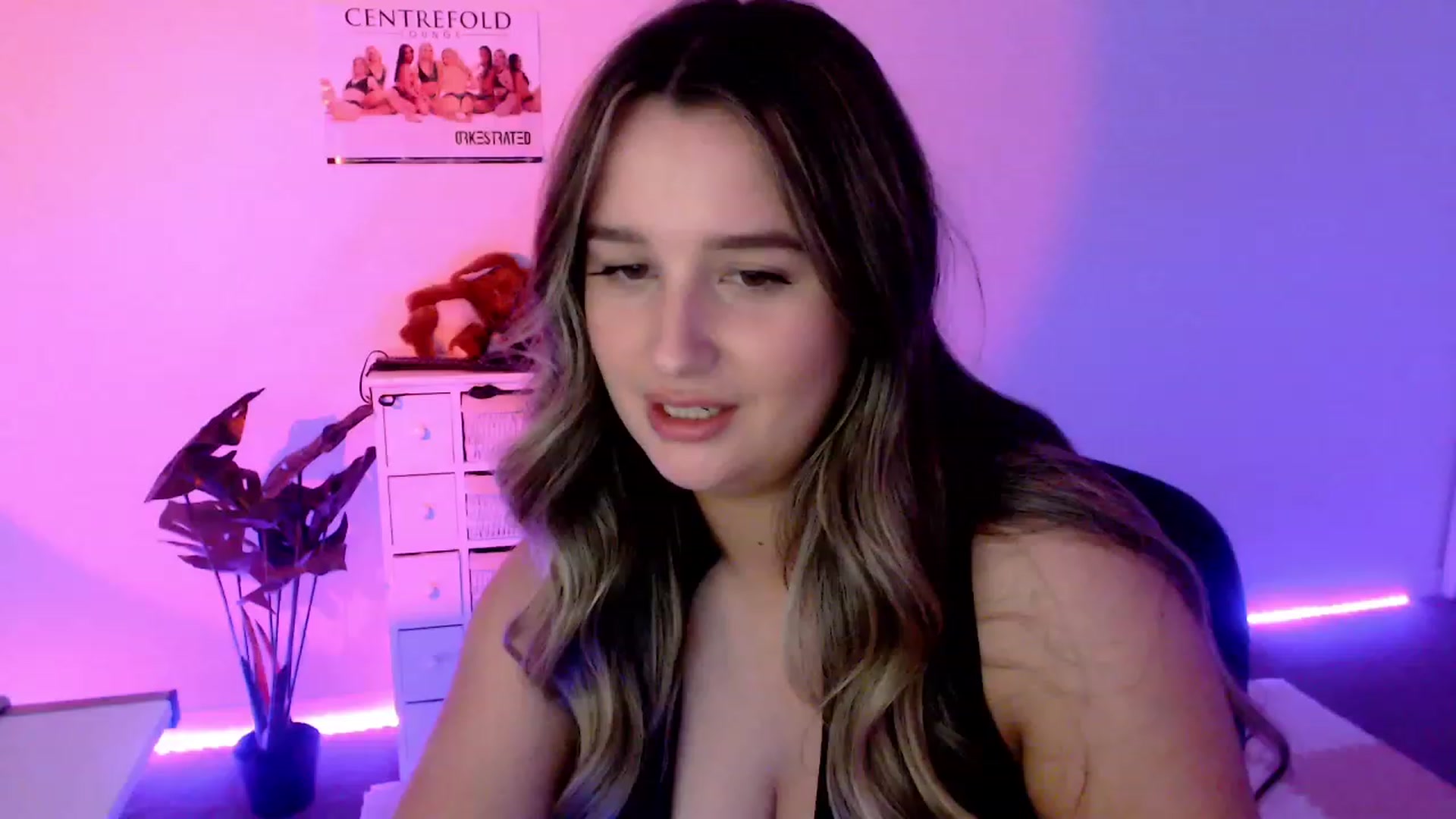 Gallery image thumbnail from StonksRoom's myfreecams stream on, 11/18/2023, 09:56 image 11 of 20