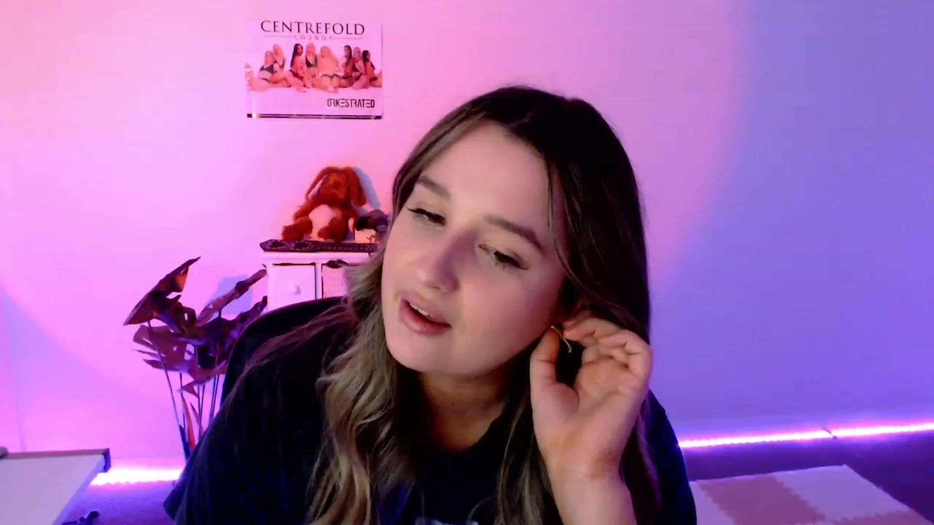 Gallery image thumbnail from StonksRoom's myfreecams stream on, 11/24/2023, 11:56 image 4 of 20