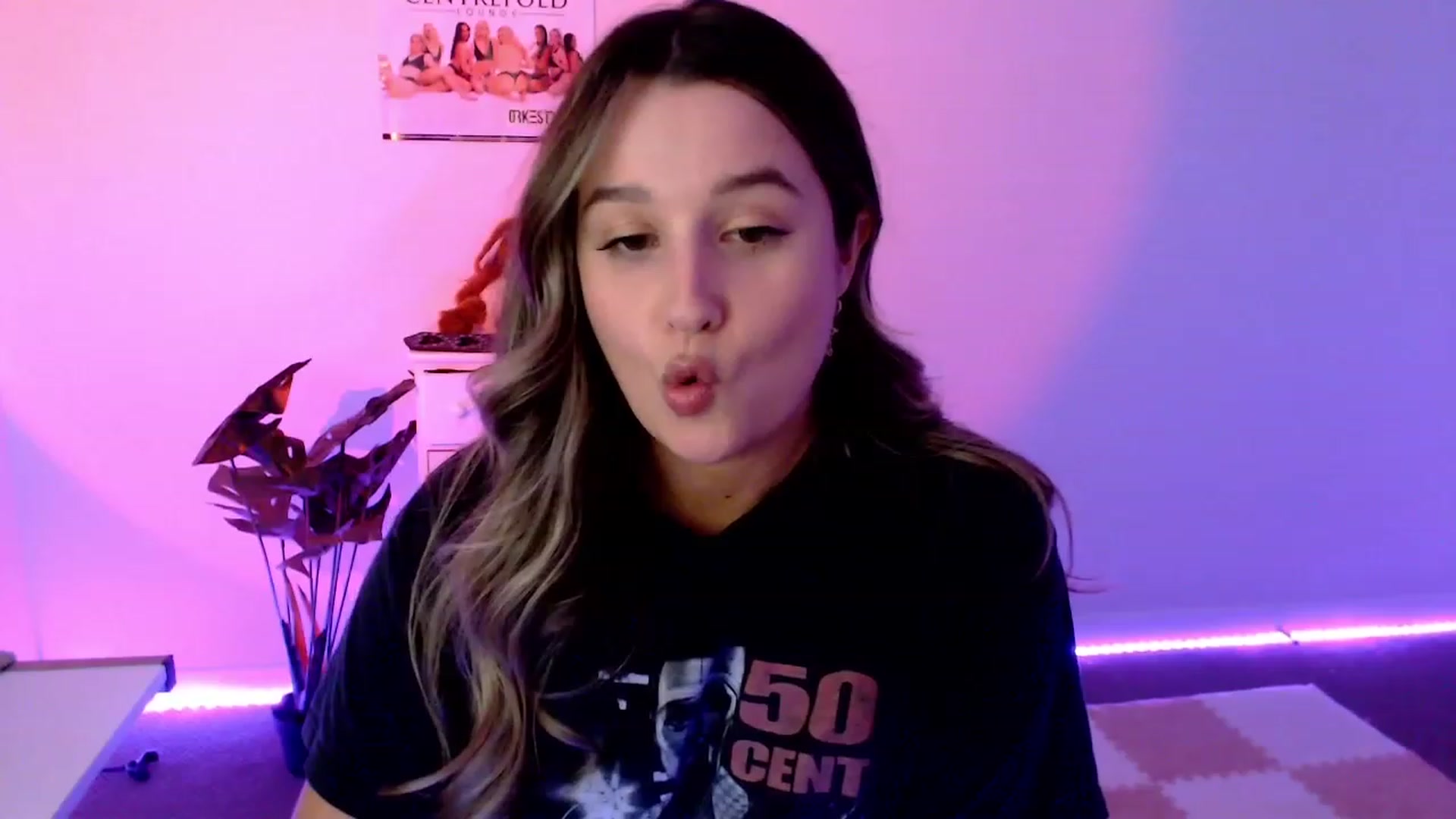 Gallery image thumbnail from StonksRoom's myfreecams stream on, 11/24/2023, 11:56 image 8 of 20