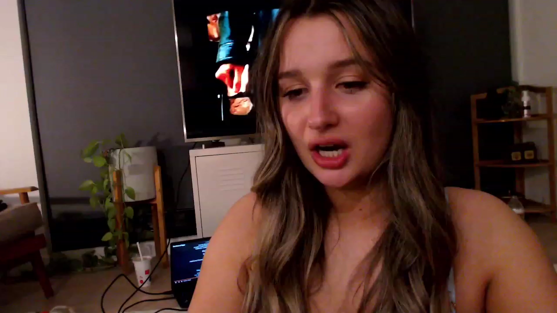 Gallery image thumbnail from StonksRoom's myfreecams stream on, 11/24/2023, 16:31 image 14 of 20