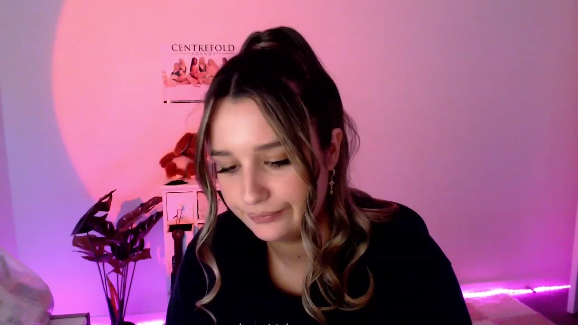 Gallery image thumbnail from StonksRoom's myfreecams stream on, 11/29/2023, 11:08 image 9 of 20