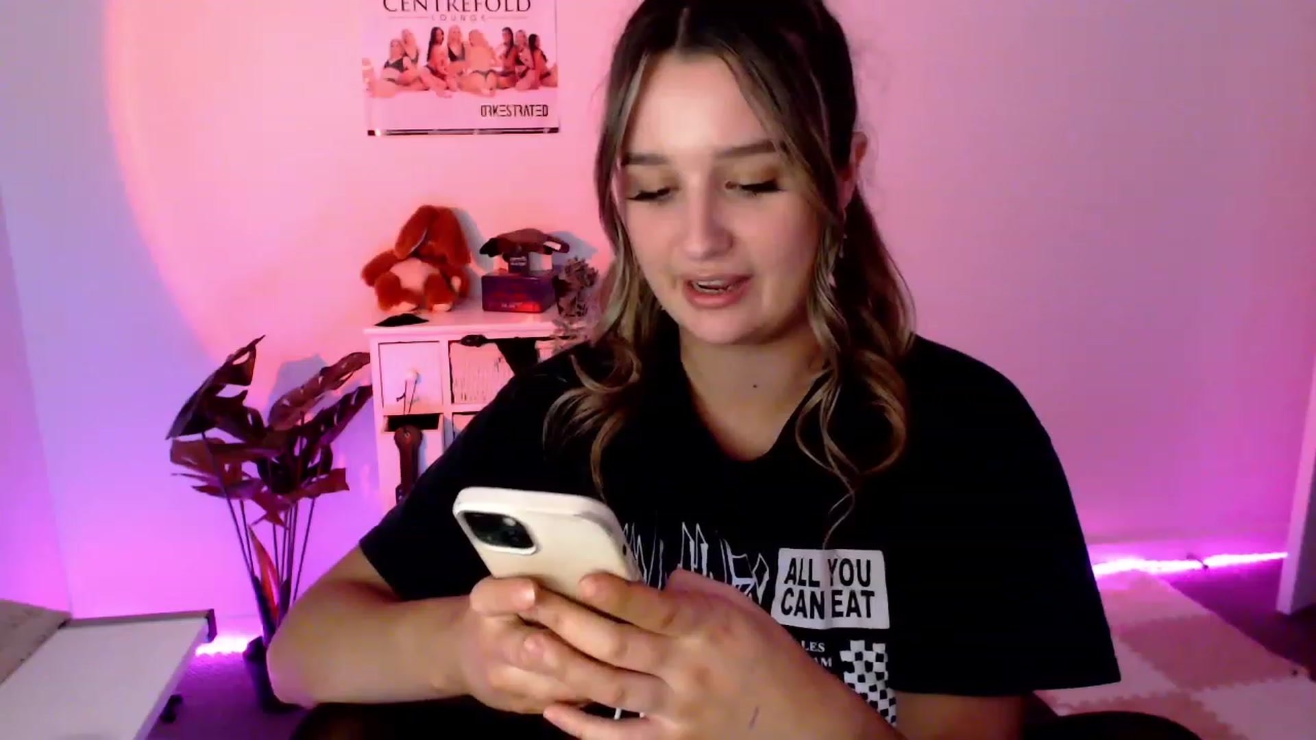 Gallery image thumbnail from StonksRoom's myfreecams stream on, 11/29/2023, 11:08 image 12 of 20