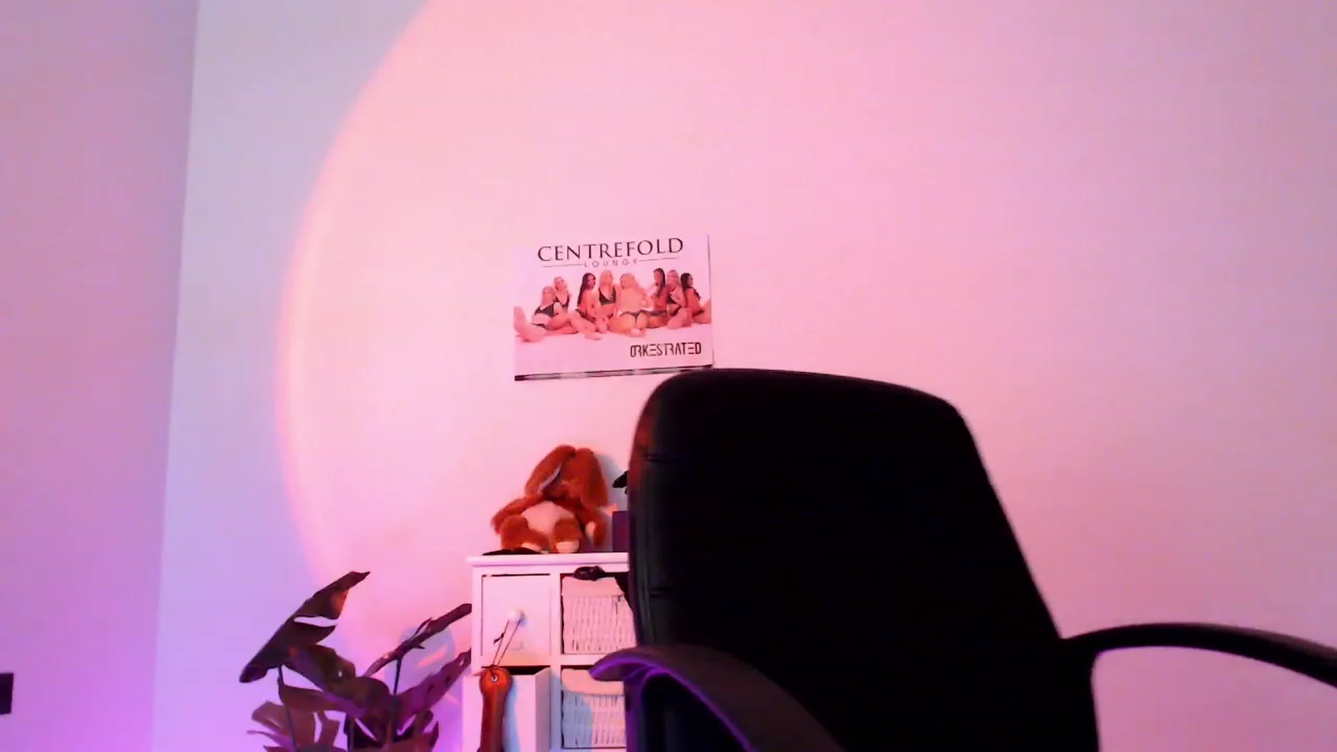 Gallery image thumbnail from StonksRoom's myfreecams stream on, 11/29/2023, 11:08 image 6 of 20