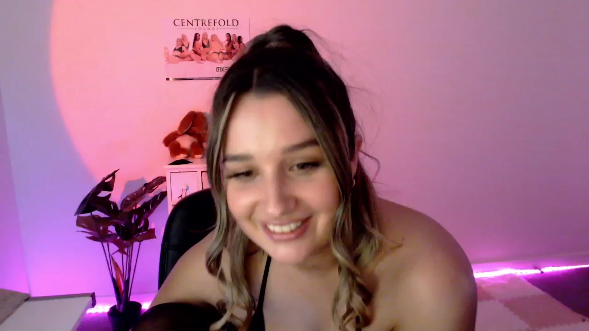 Gallery image thumbnail from StonksRoom's myfreecams stream on, 11/29/2023, 11:43 image 3 of 20