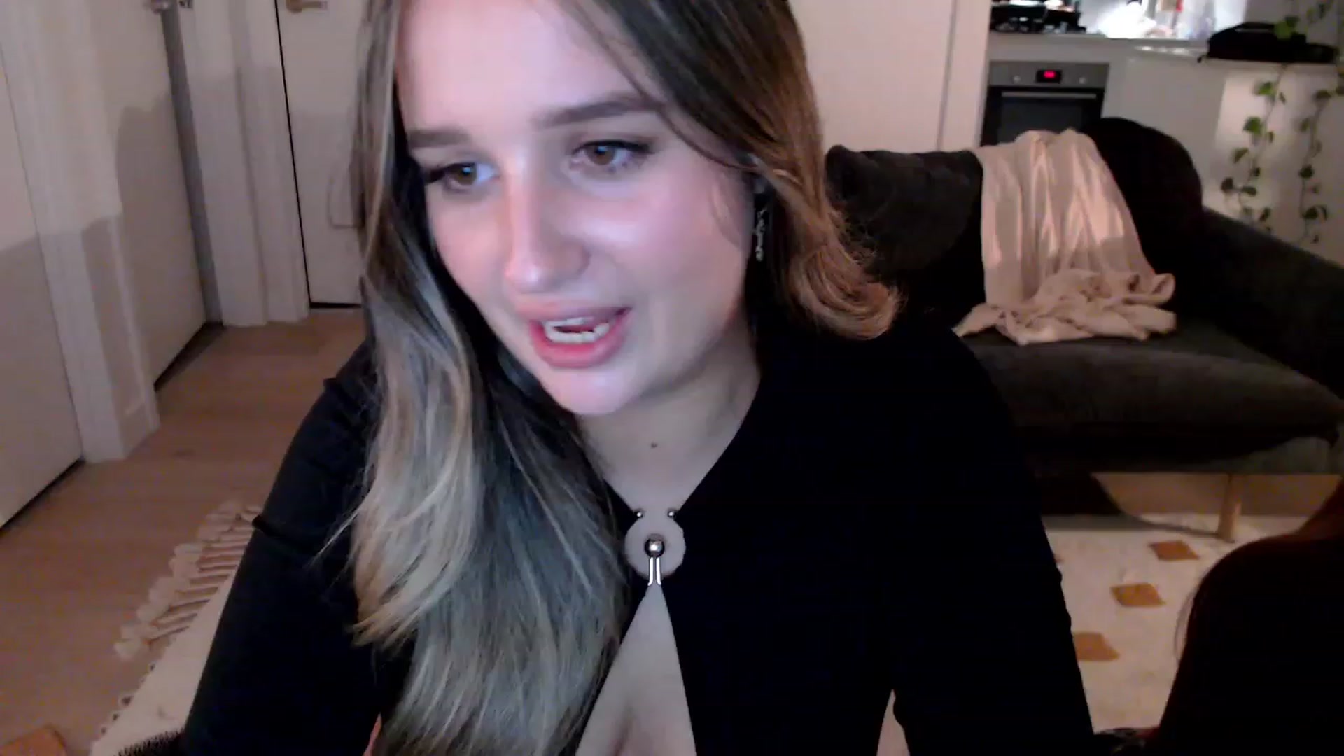 Gallery image thumbnail from StonksRoom's myfreecams stream on, 11/30/2023, 12:09 image 15 of 20