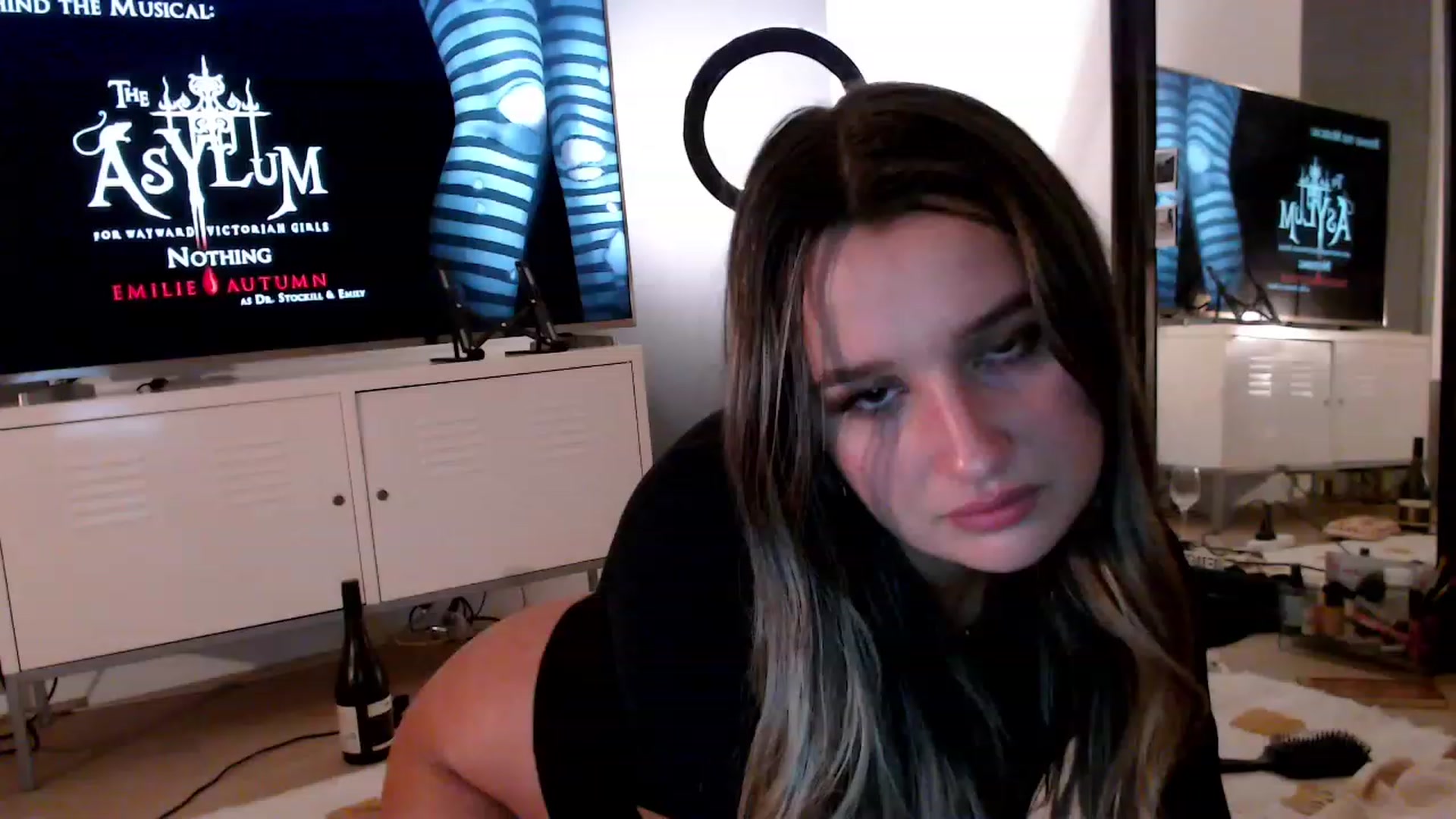 Gallery image thumbnail from StonksRoom's myfreecams stream on, 11/30/2023, 18:38 image 5 of 20