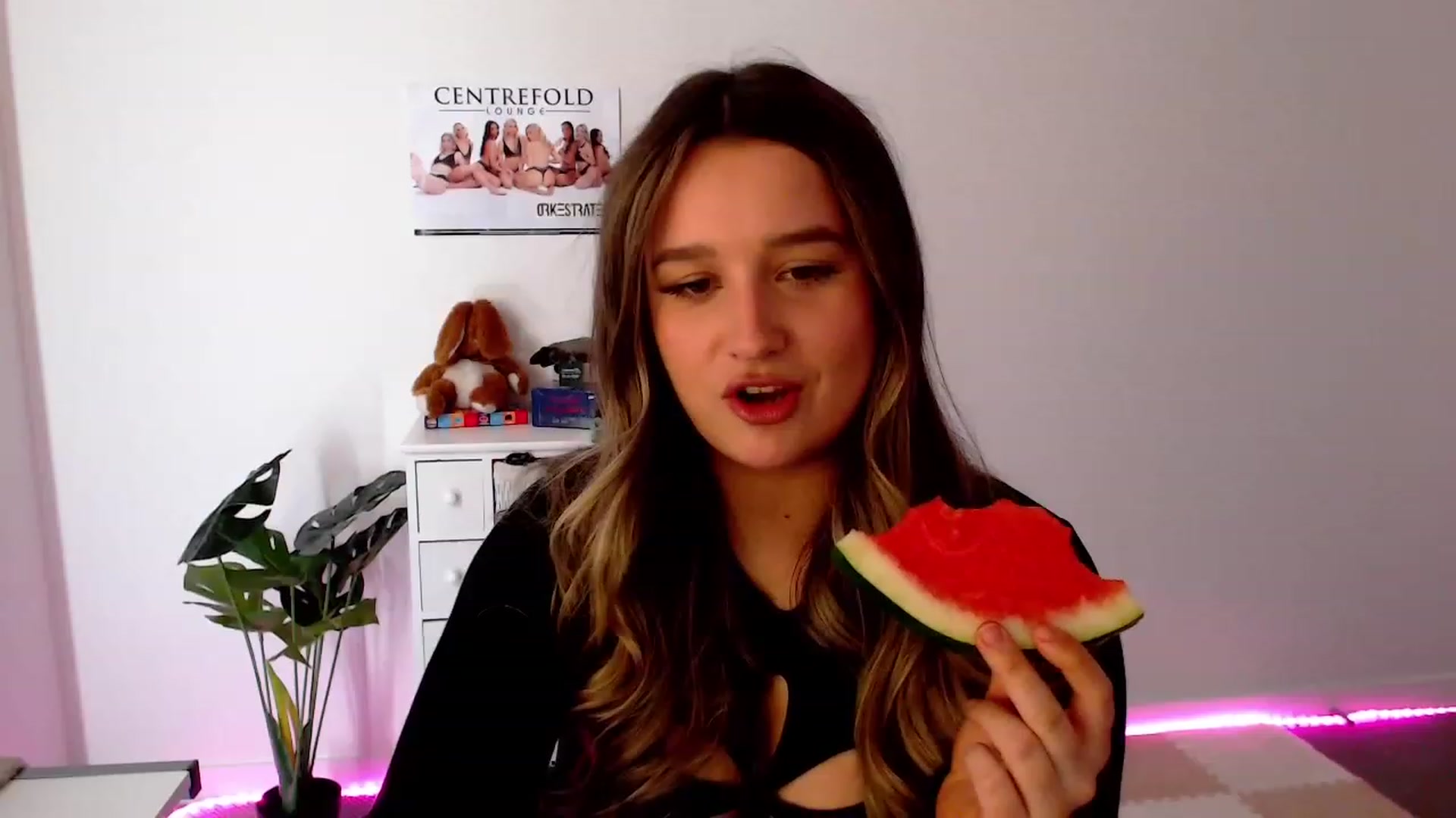 Gallery image thumbnail from StonksRoom's myfreecams stream on, 12/07/2023, 08:27 image 6 of 20
