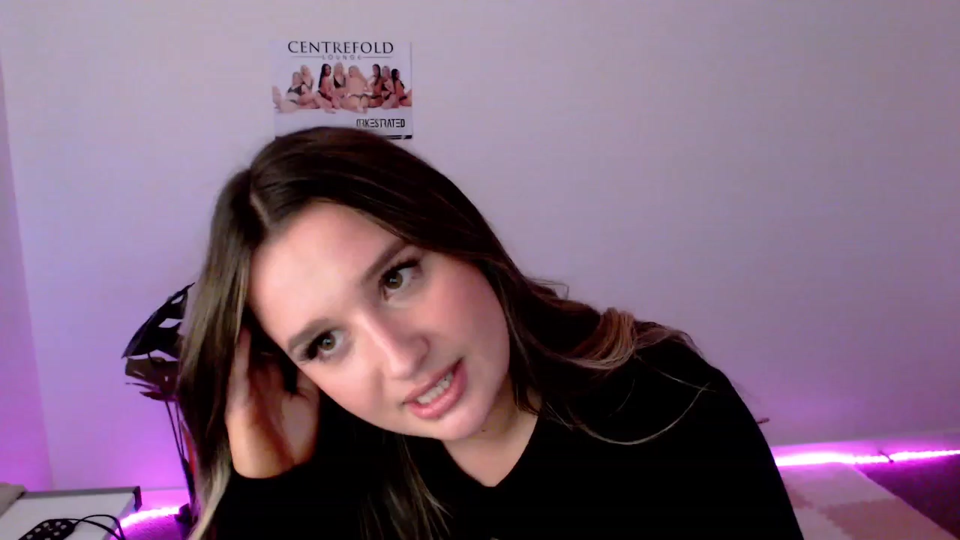Gallery image thumbnail from StonksRoom's myfreecams stream on, 12/07/2023, 12:12 image 8 of 20