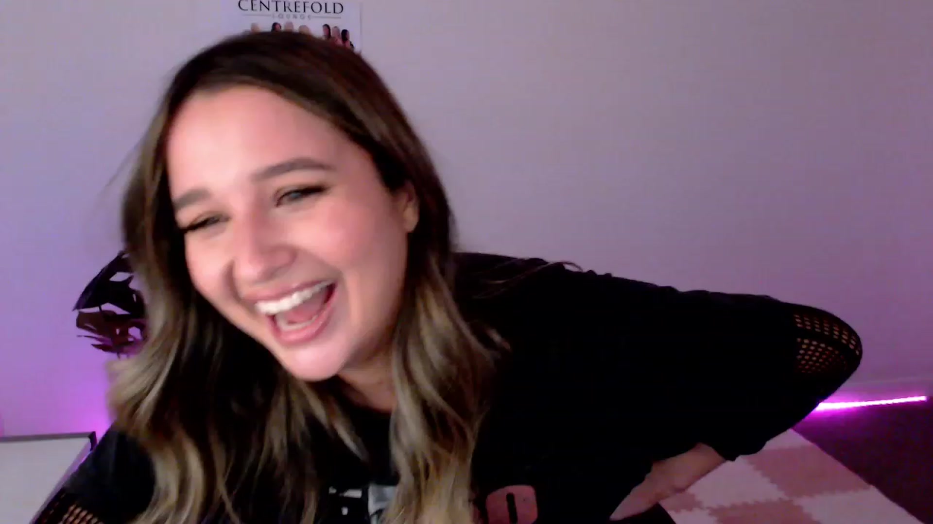Gallery image thumbnail from StonksRoom's myfreecams stream on, 12/08/2023, 09:14 image 18 of 20
