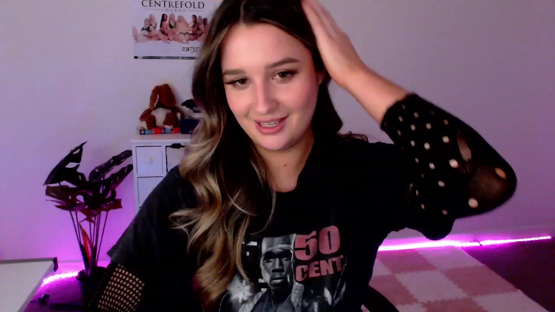 Gallery image thumbnail from StonksRoom's myfreecams stream on, 12/08/2023, 09:14 image 17 of 20