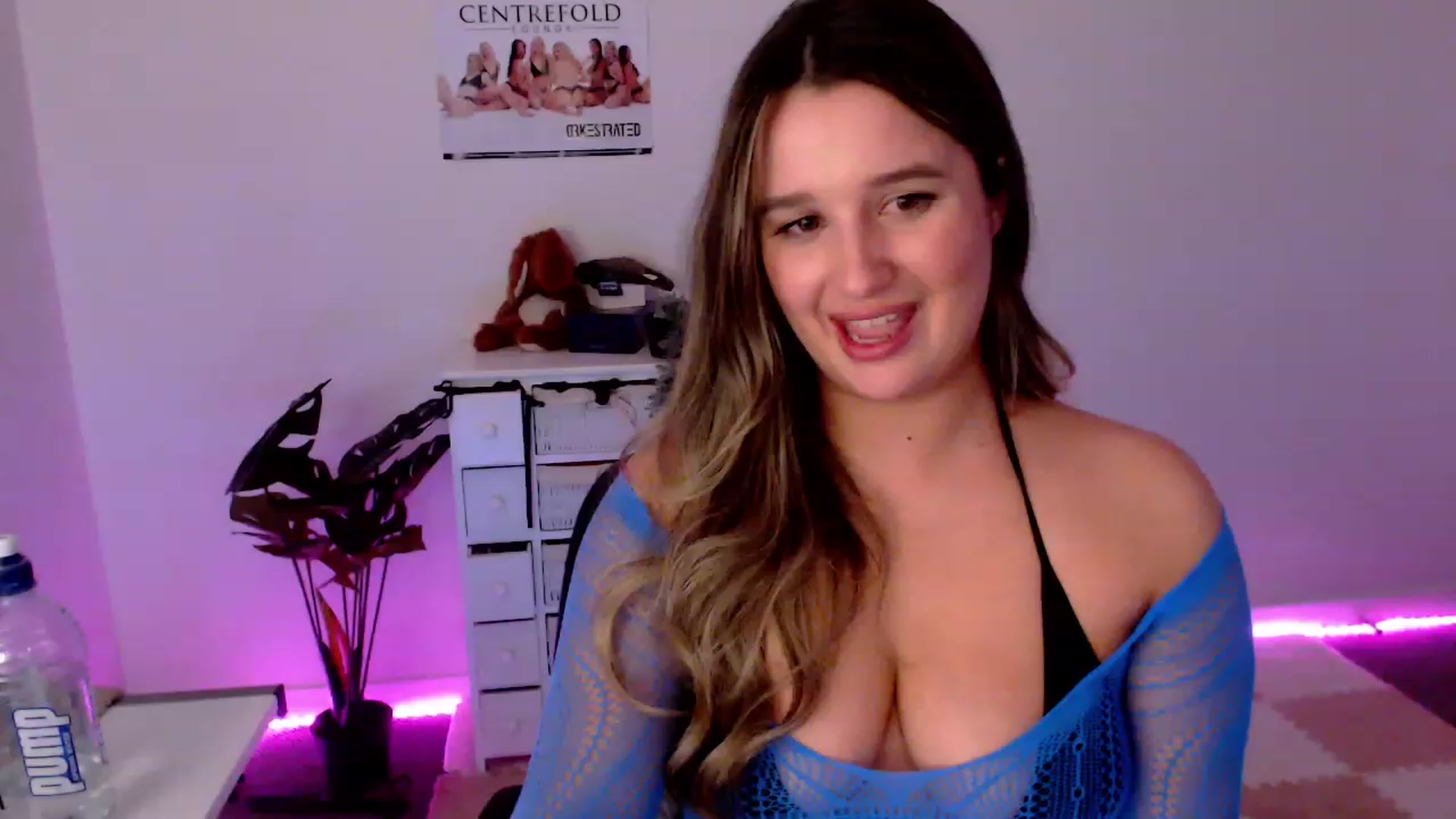 Gallery image thumbnail from StonksRoom's myfreecams stream on, 12/14/2023, 13:39 image 20 of 20