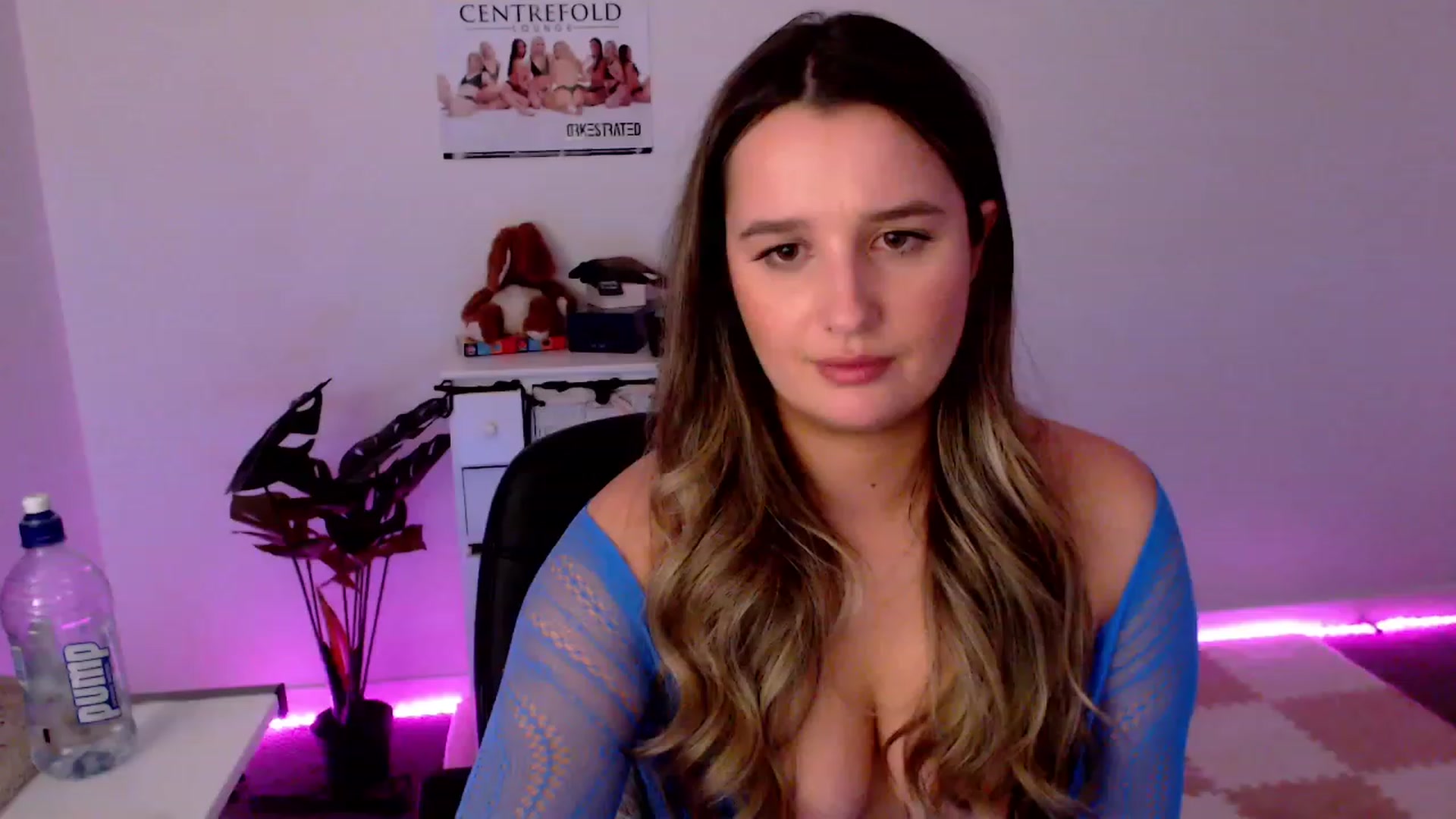 Gallery image thumbnail from StonksRoom's myfreecams stream on, 12/14/2023, 13:39 image 16 of 20